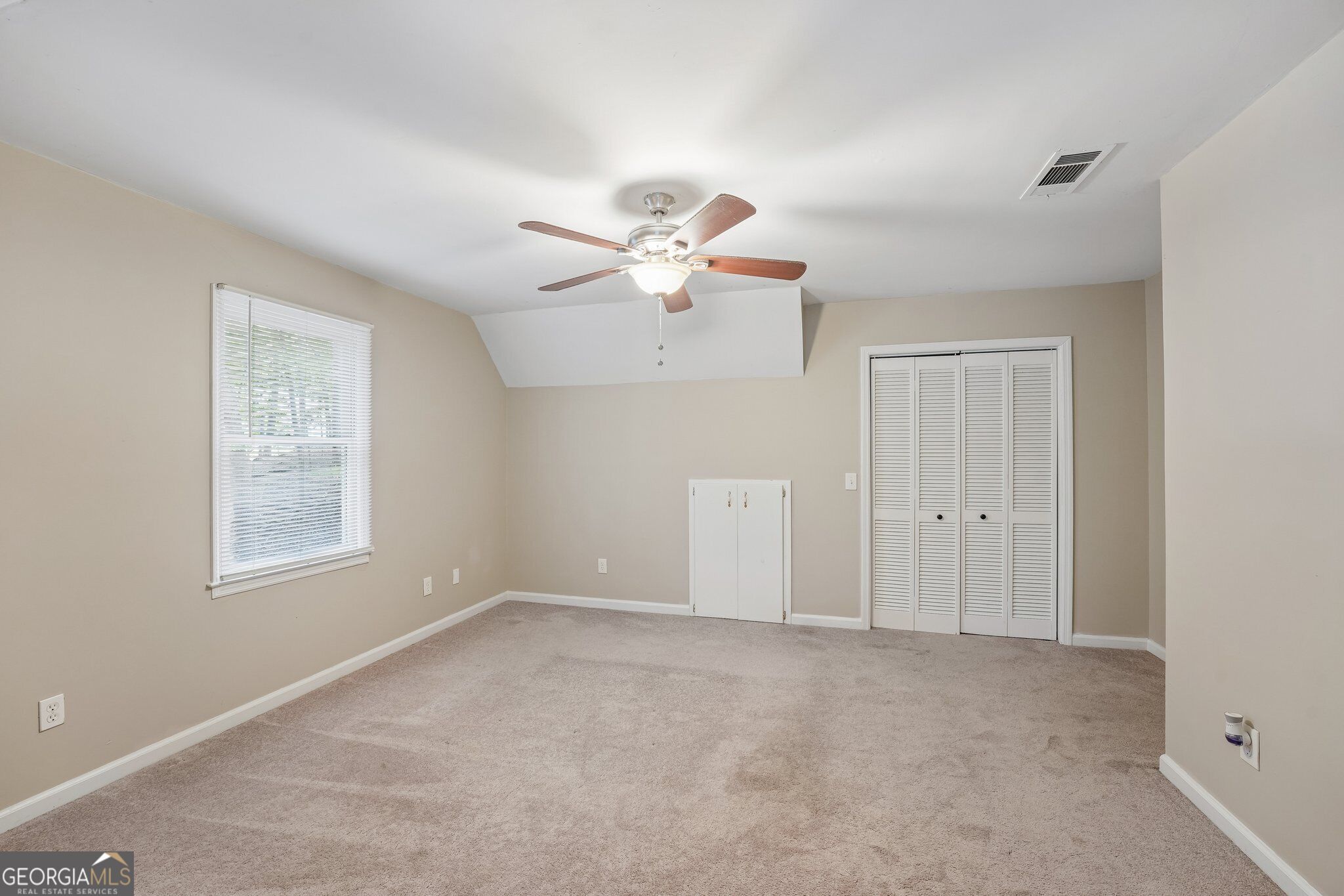 211 Hillside Drive Property Photo 36