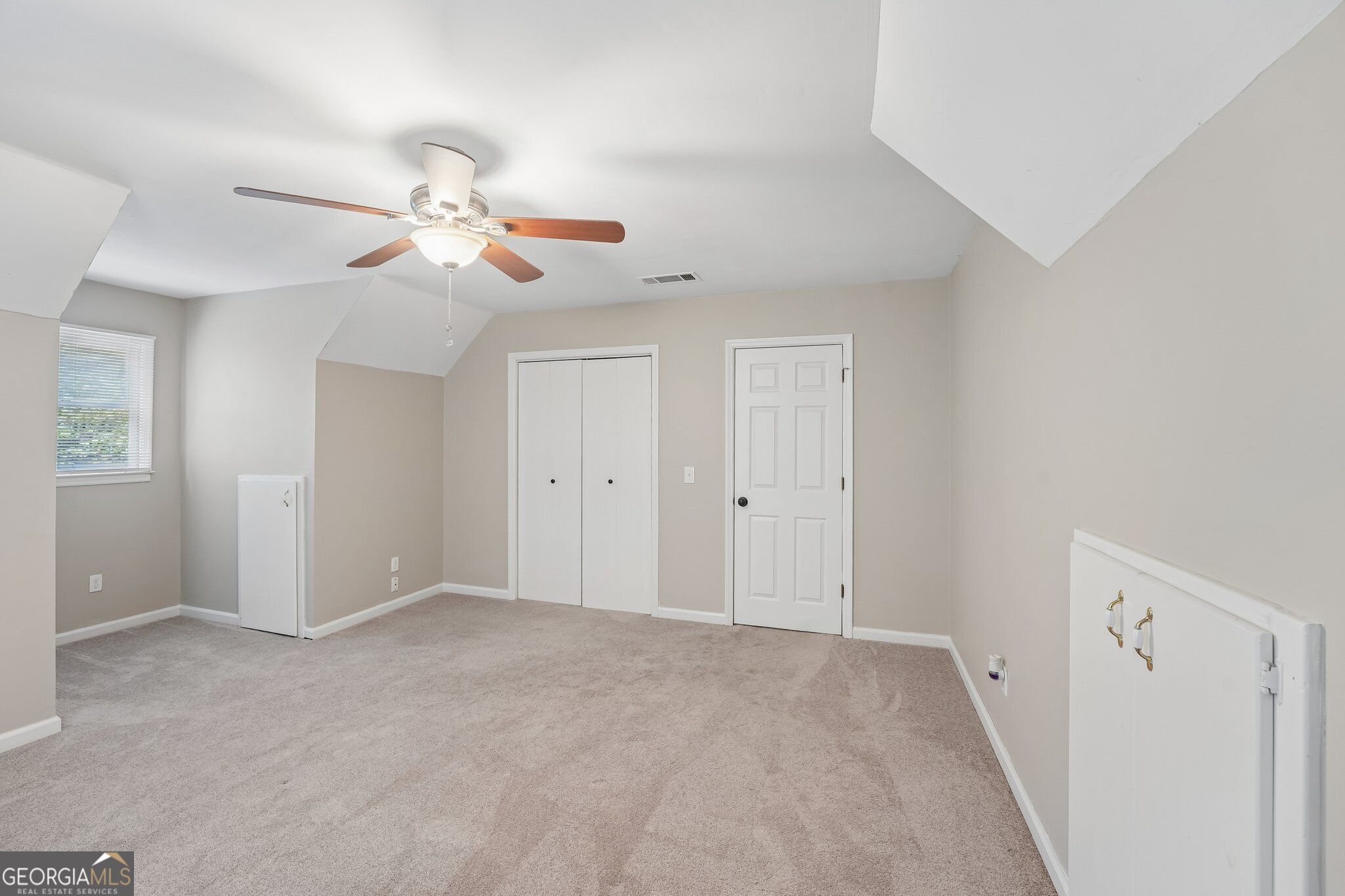211 Hillside Drive Property Photo 38