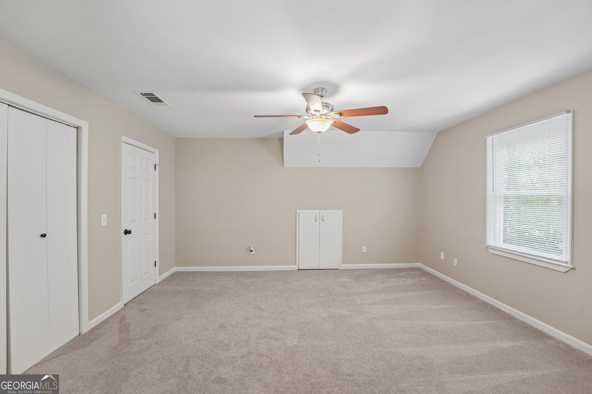 211 Hillside Drive Property Photo 39