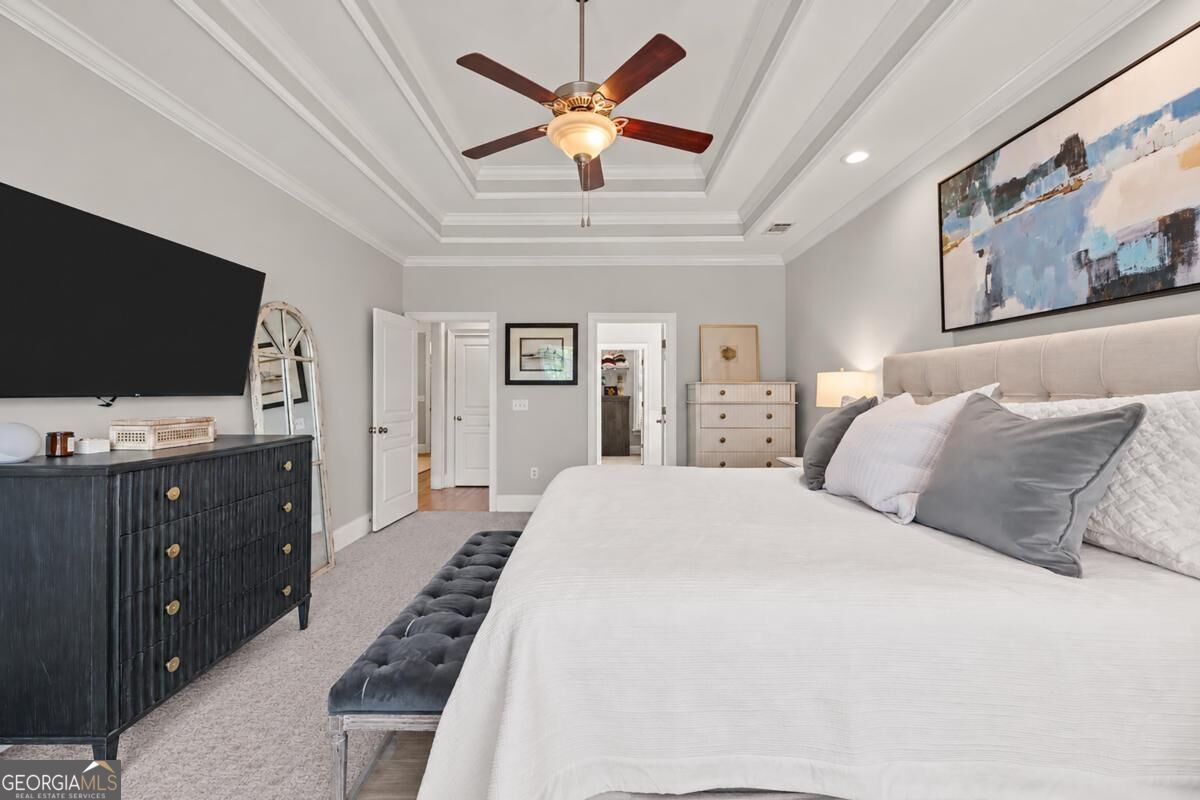 1021 Harbor Loop Property Photo 37