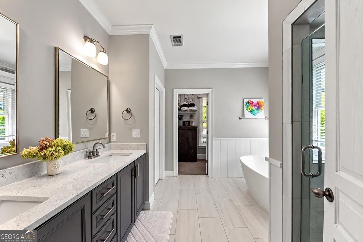 1021 Harbor Loop Property Photo 38
