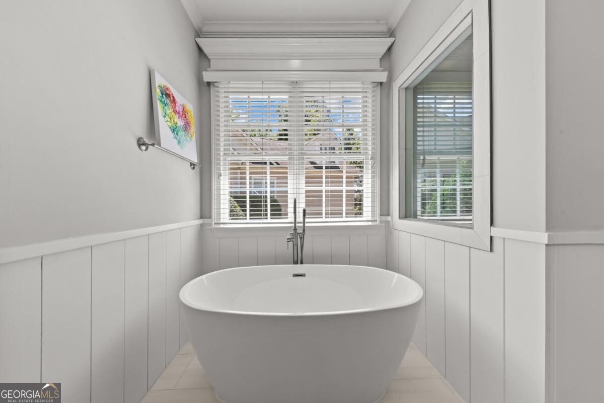 1021 Harbor Loop Property Photo 40
