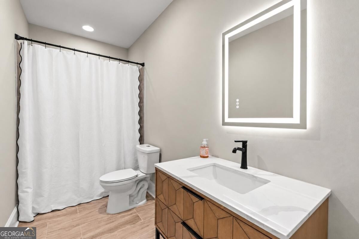 1021 Harbor Loop Property Photo 59