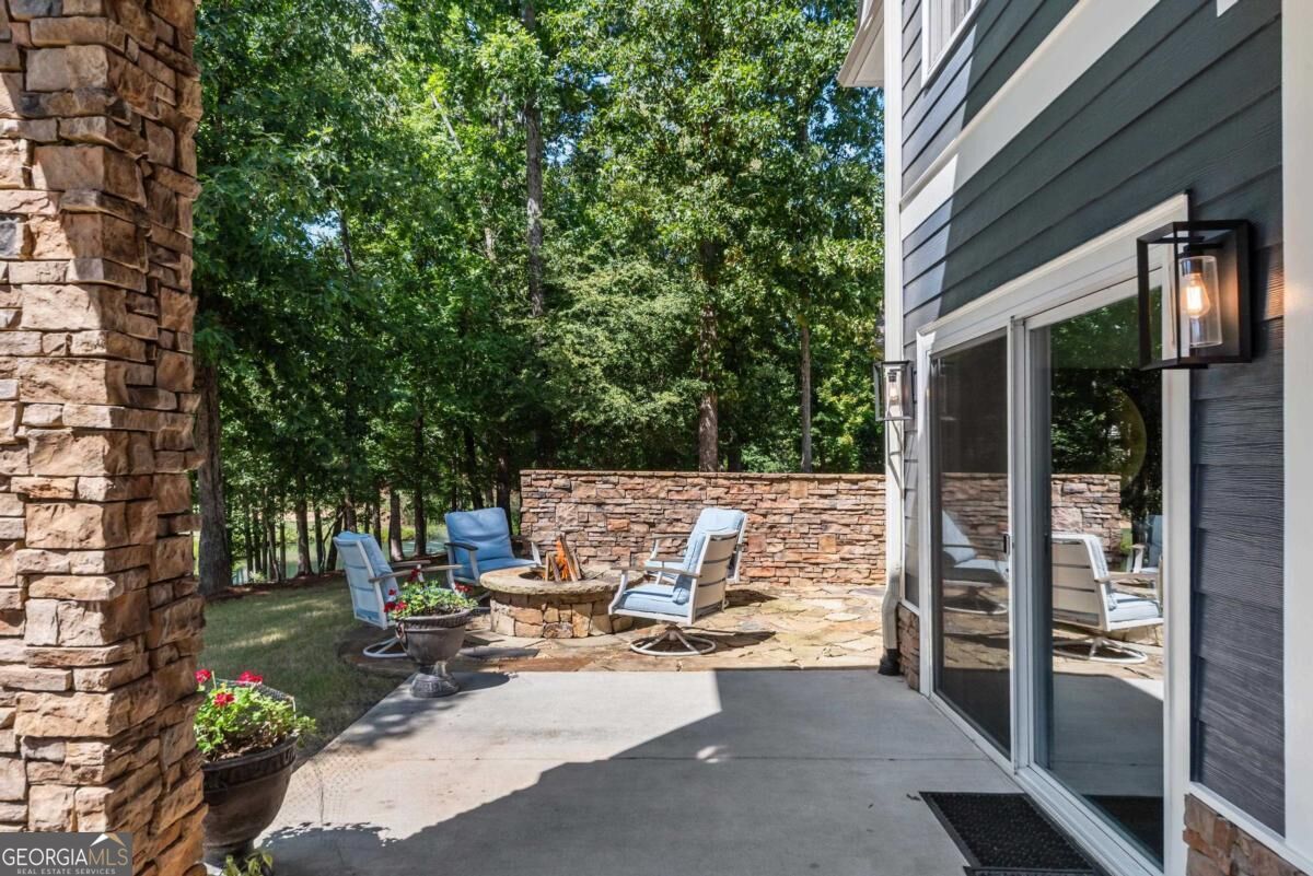 1021 Harbor Loop Property Photo 66