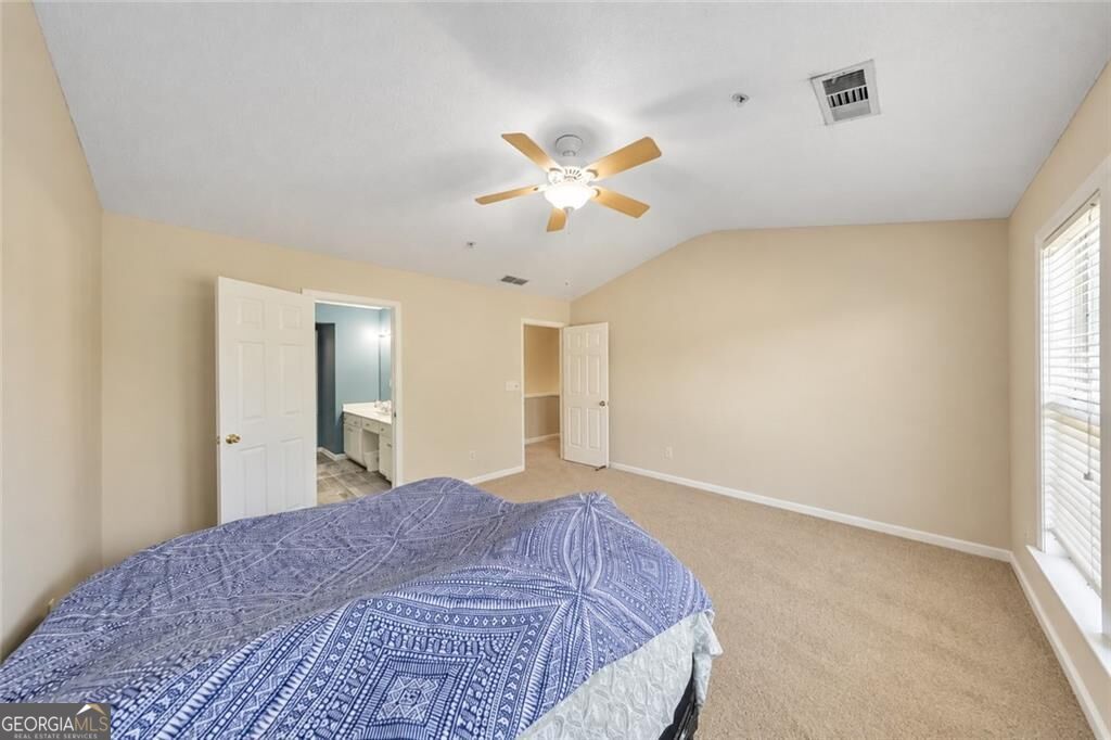 244 Regent Square Property Photo 13
