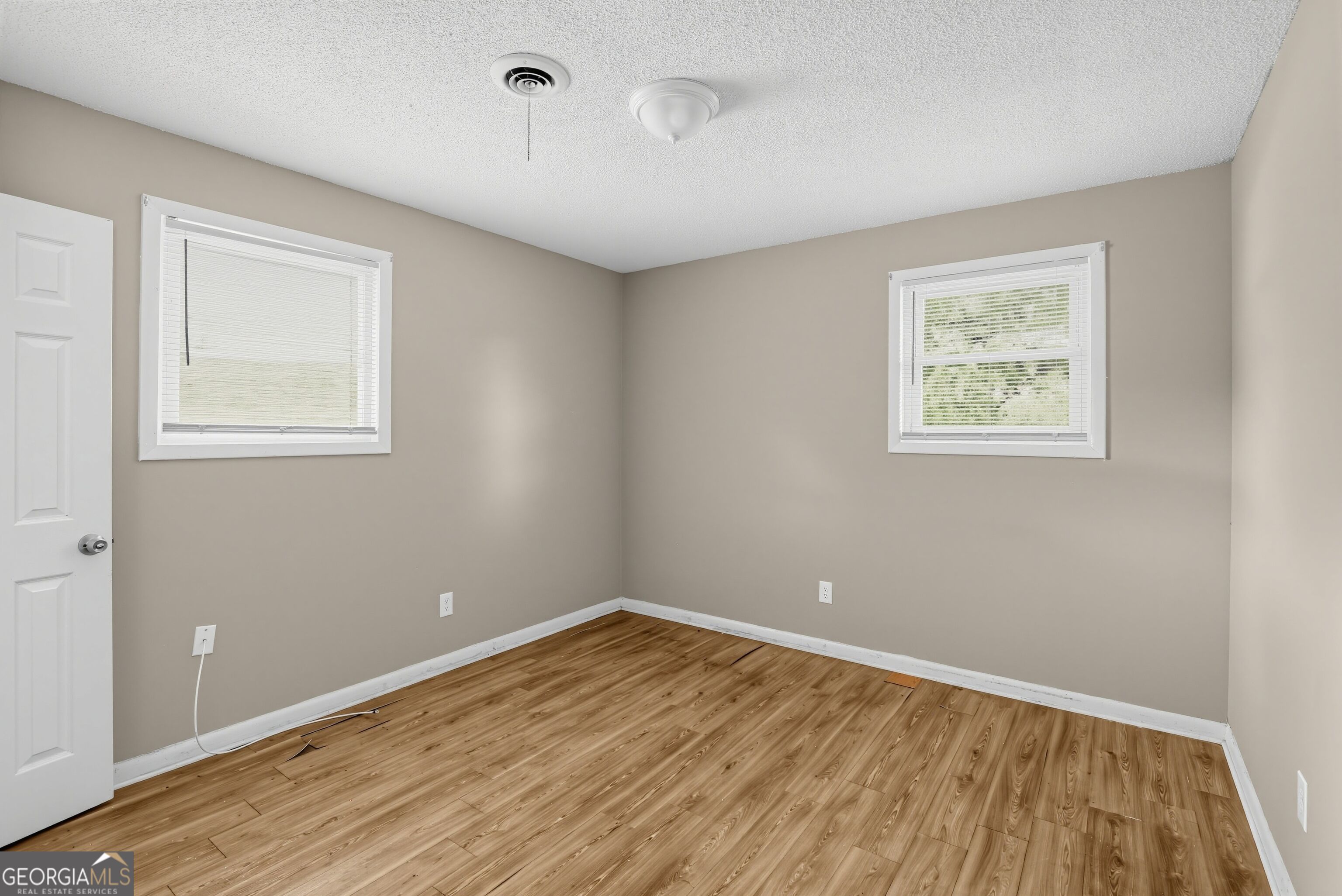 2342 Prague Court Property Photo 10