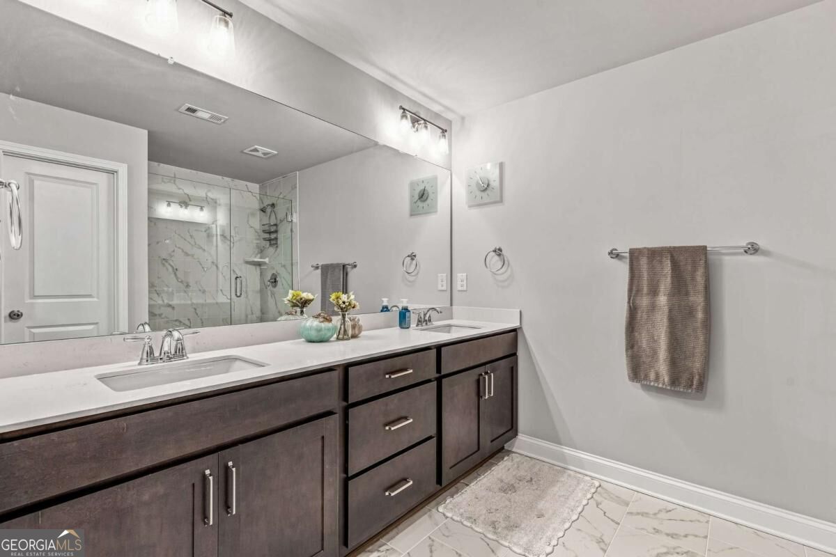 3905 Cavalier Way Property Photo 21
