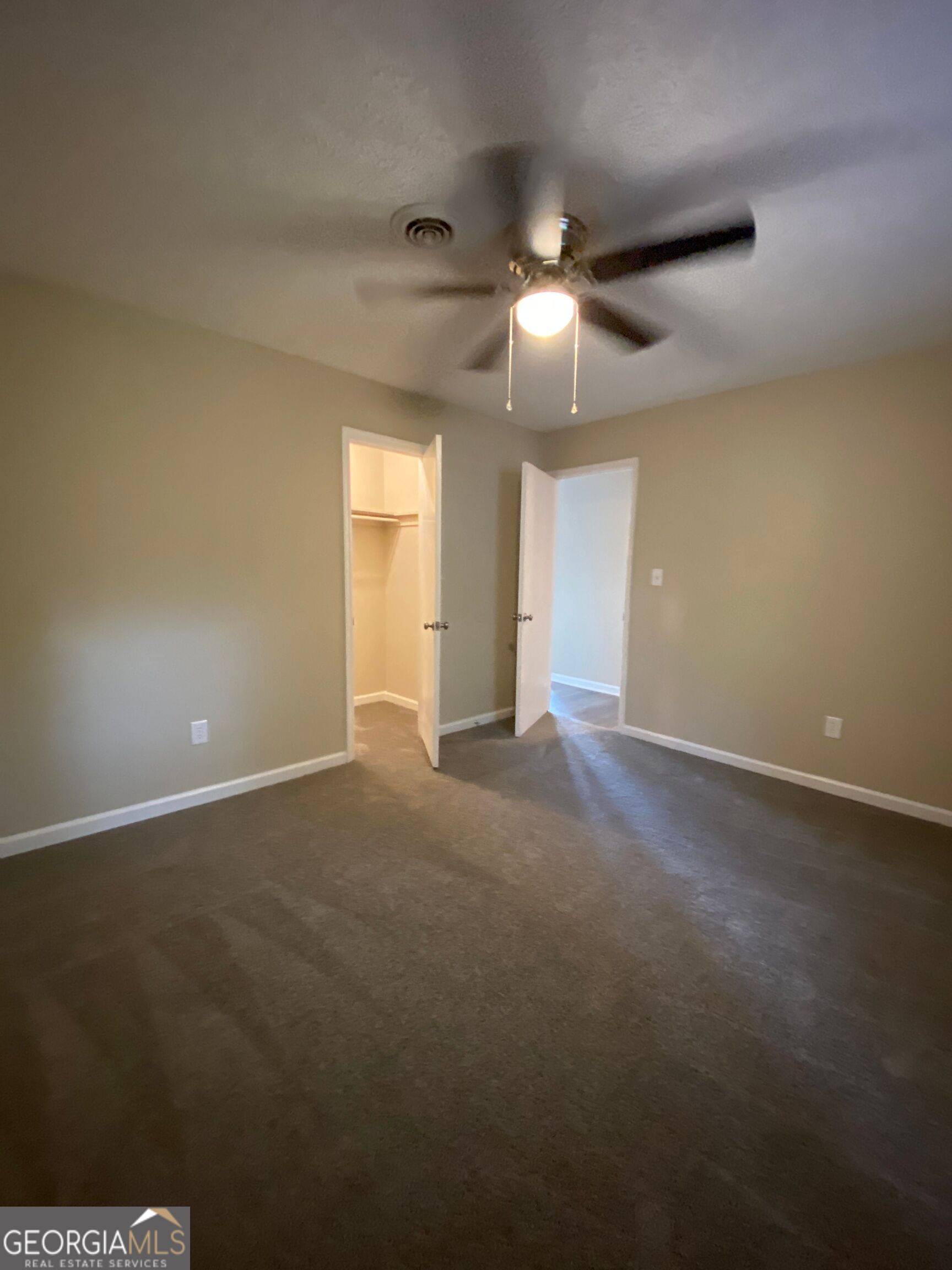 105 Howell Way # 3 Property Photo 6