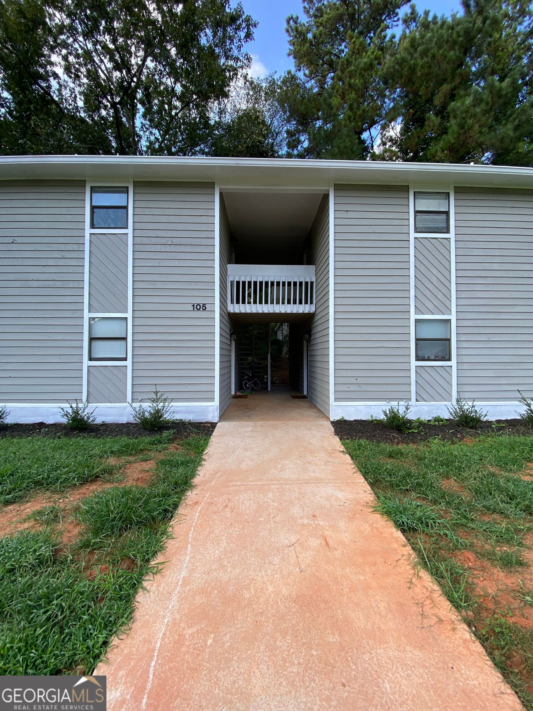105 Howell Way # 3 Property Photo 8