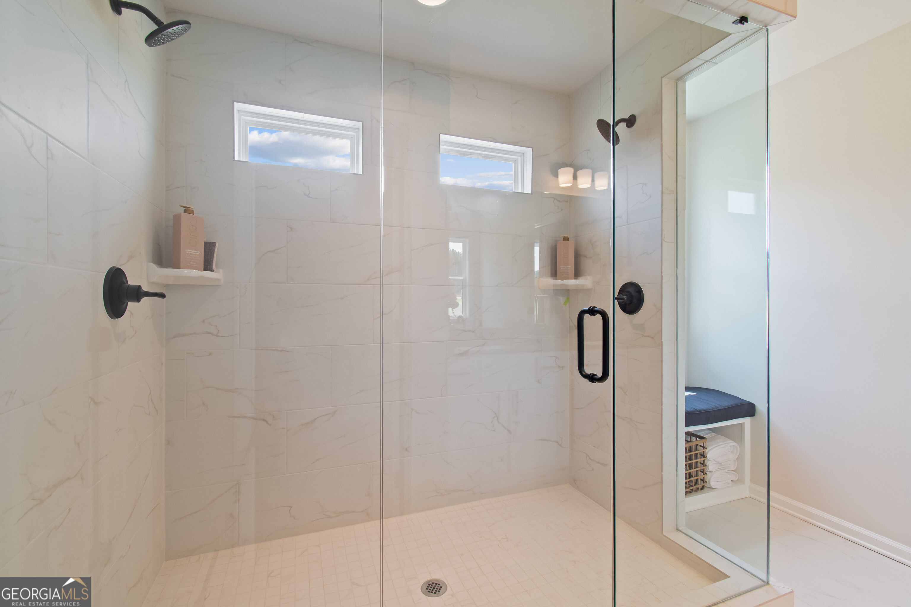 99 Avian Way Property Photo 33