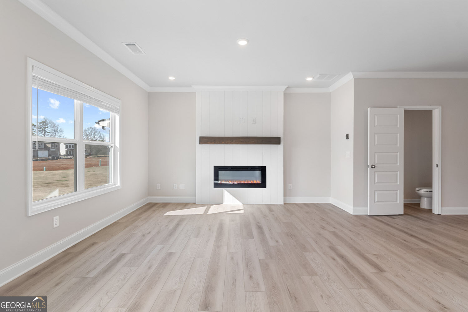 101 Avian Way Property Photo 11