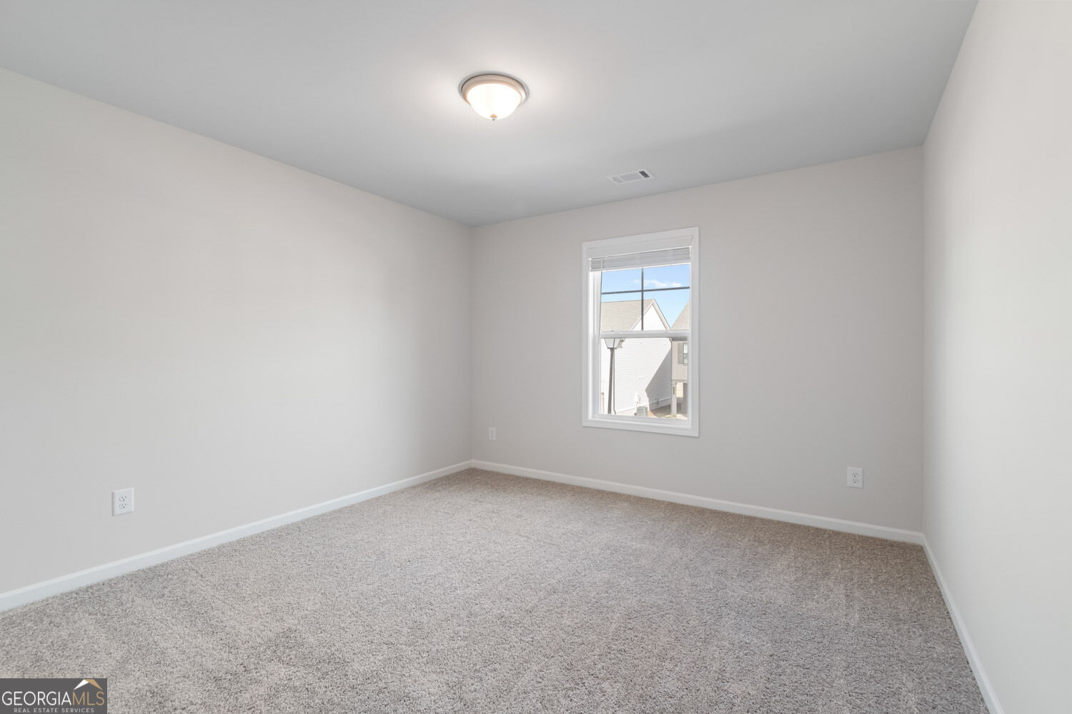 101 Avian Way Property Photo 14