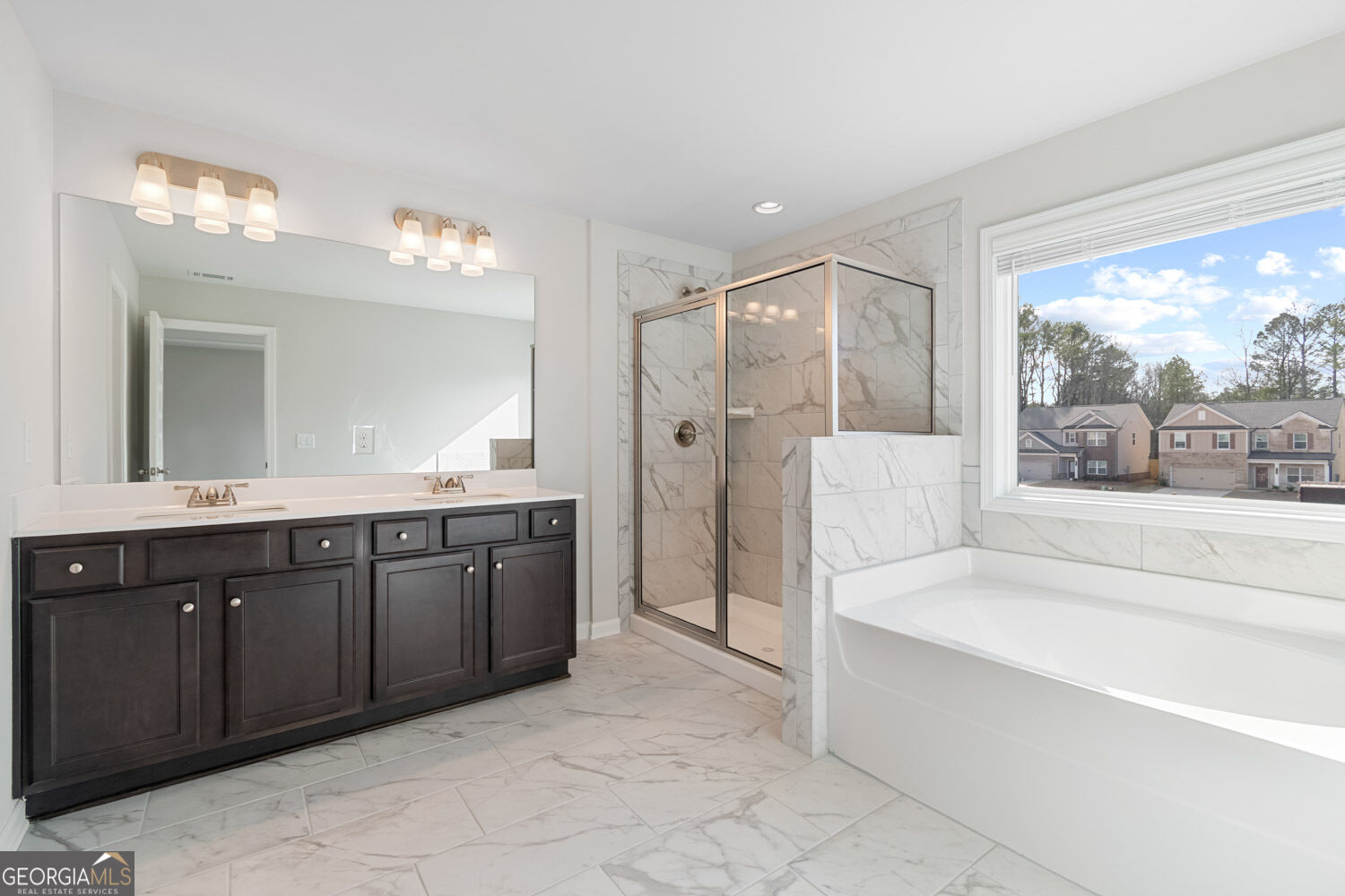 101 Avian Way Property Photo 21