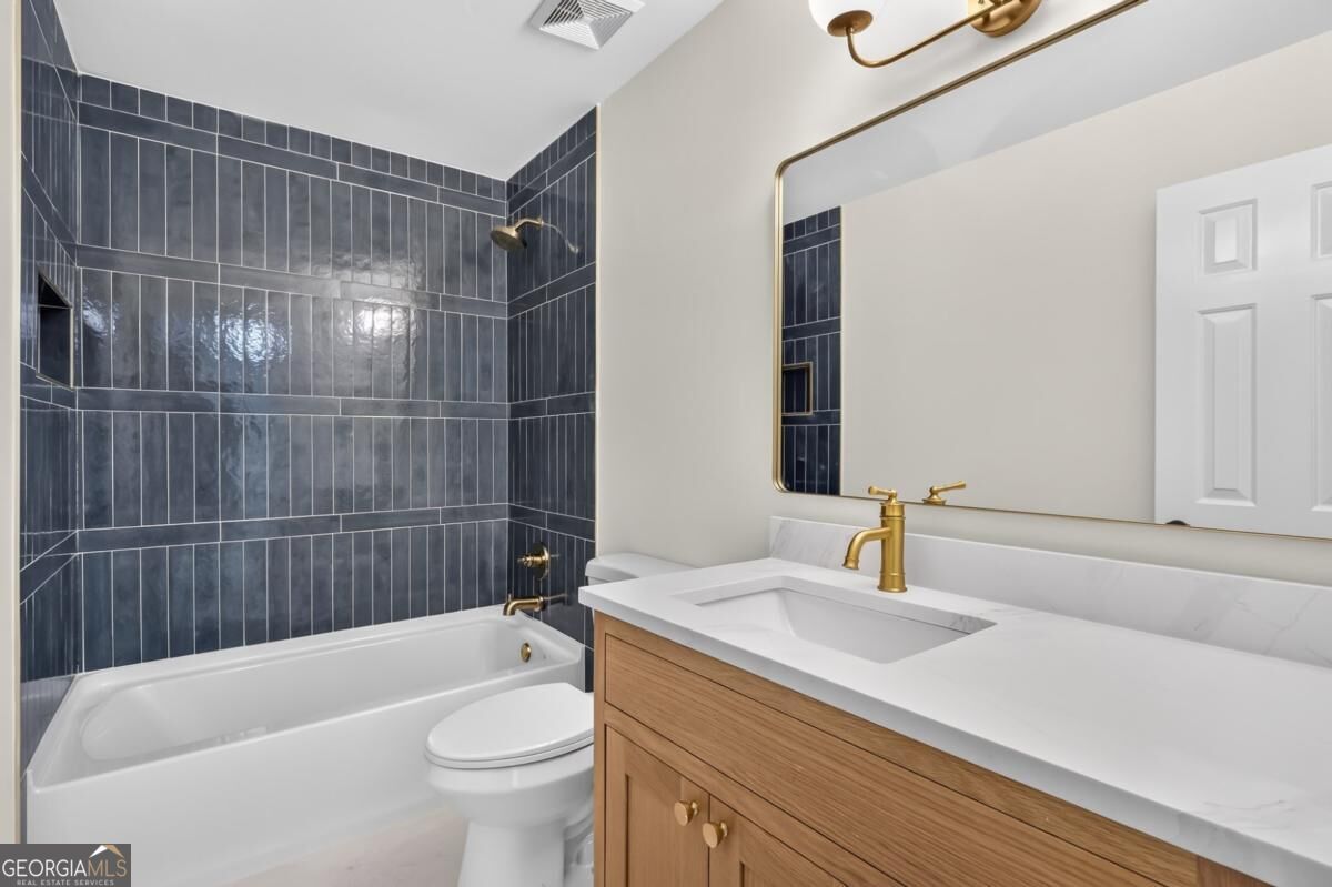 760 Bedford Oaks Drive Property Photo 29