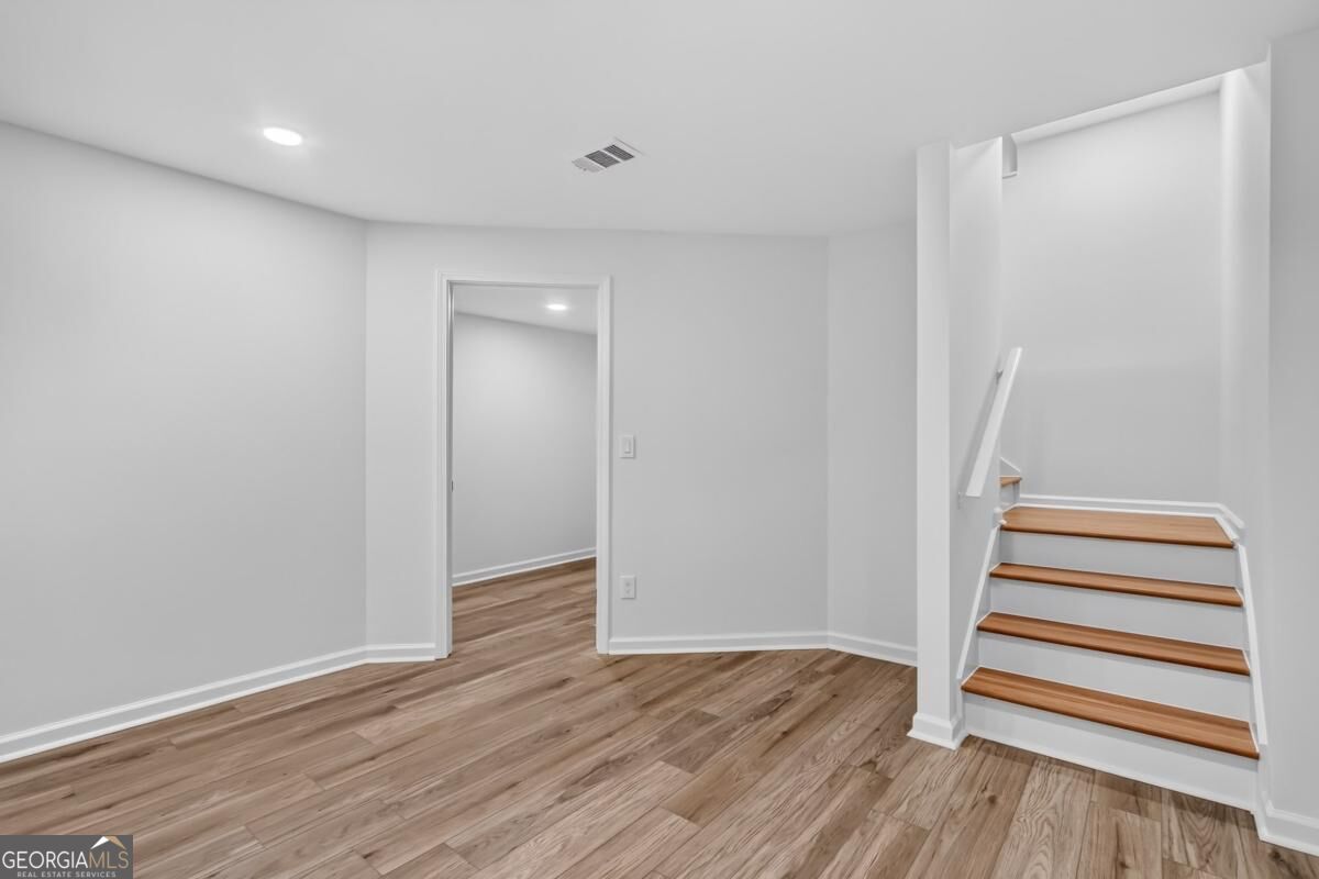 760 Bedford Oaks Drive Property Photo 33