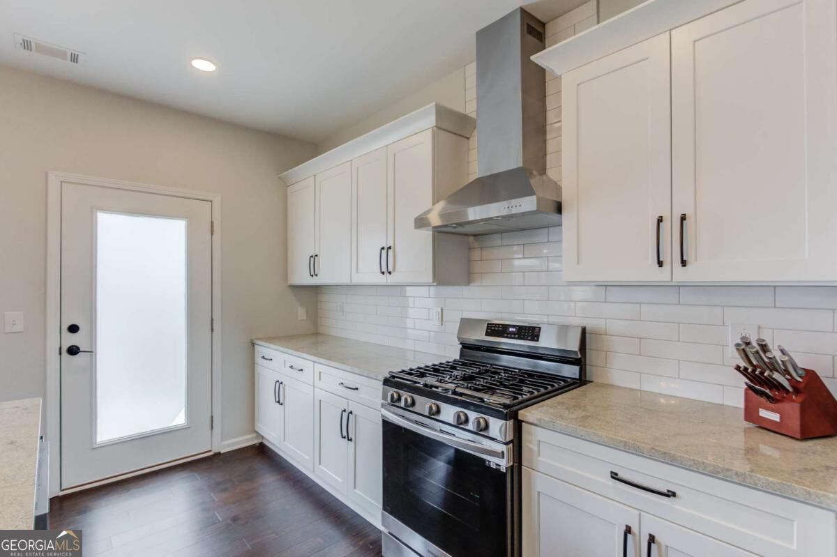 3946 Boston Common Street Property Photo 23