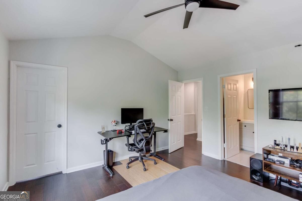 3946 Boston Common Street Property Photo 33