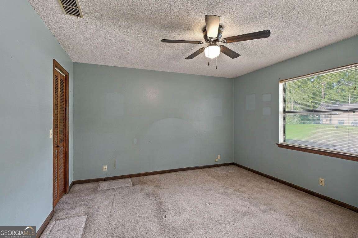 113 Pineneedle Court Property Photo 9