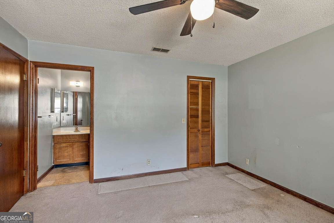 113 Pineneedle Court Property Photo 10