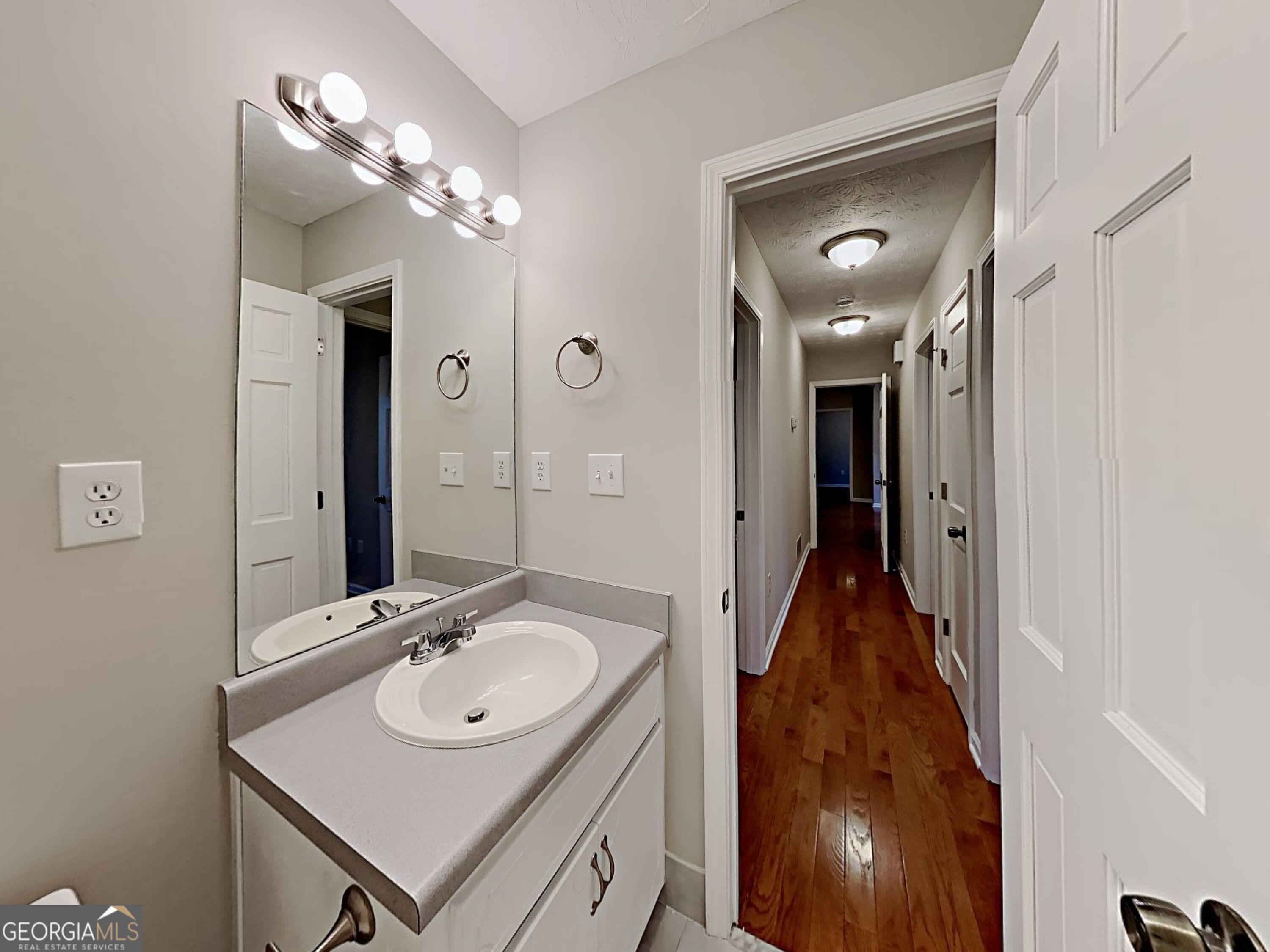 410 Southmoor Circle Property Photo 28