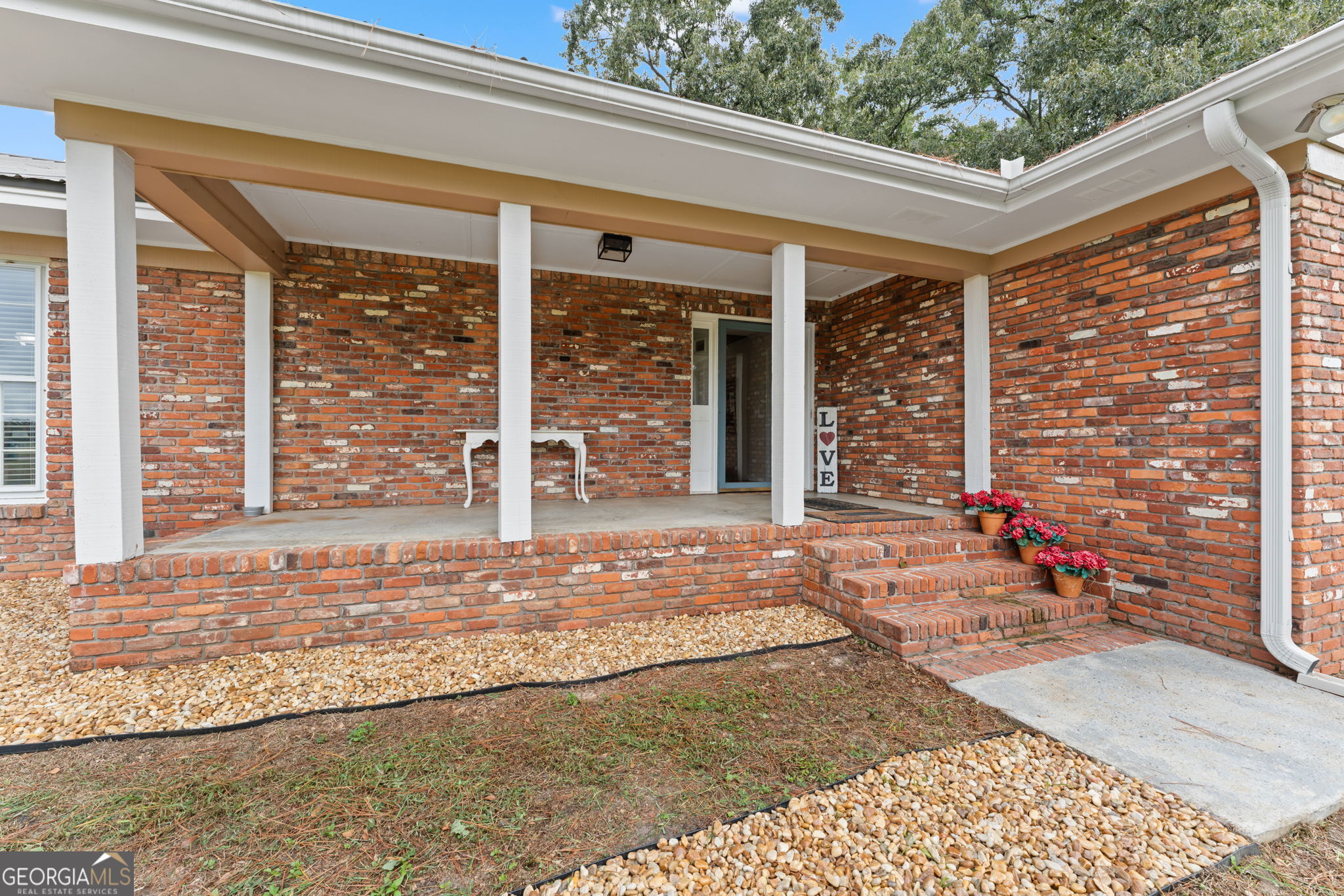 211 Midway Church Road Property Photo 5