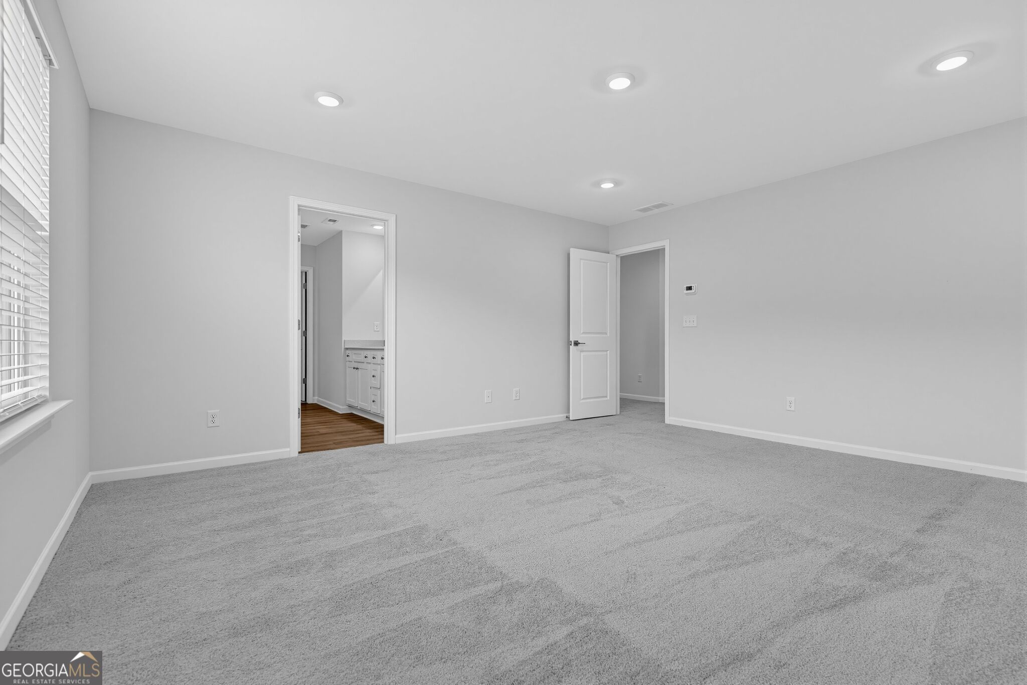 19 Shoal Court Property Photo 16