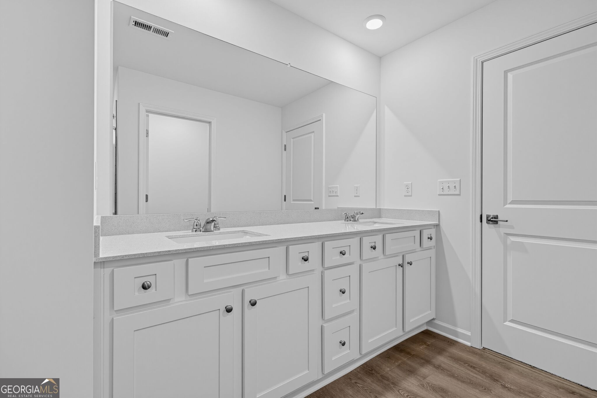 19 Shoal Court Property Photo 22