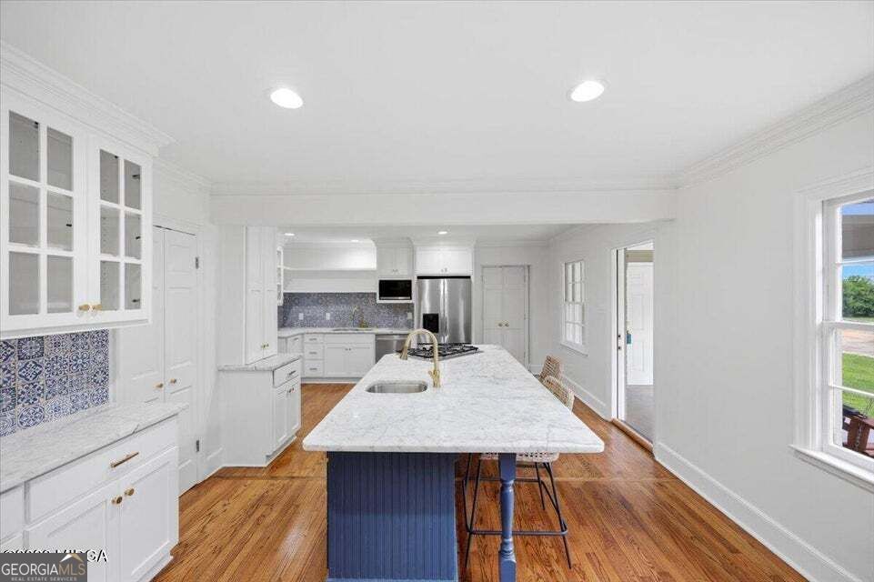 3561 Overlook Avenue Property Photo 6