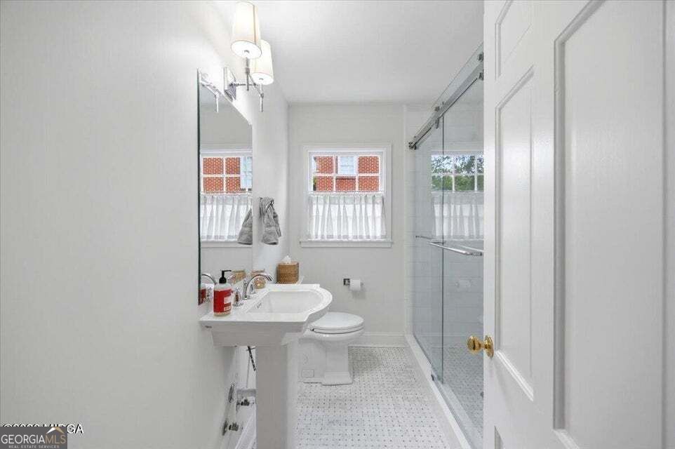 3561 Overlook Avenue Property Photo 22