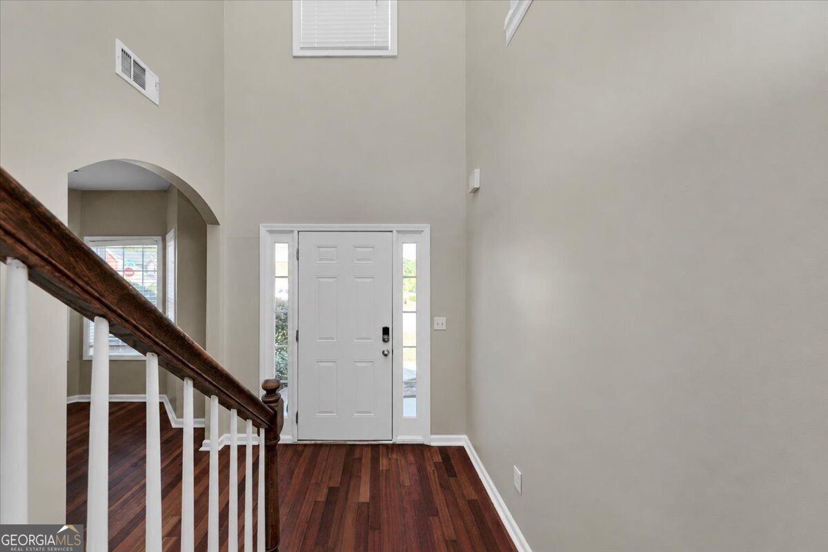 2601 Muskeg Court Sw Property Photo 5