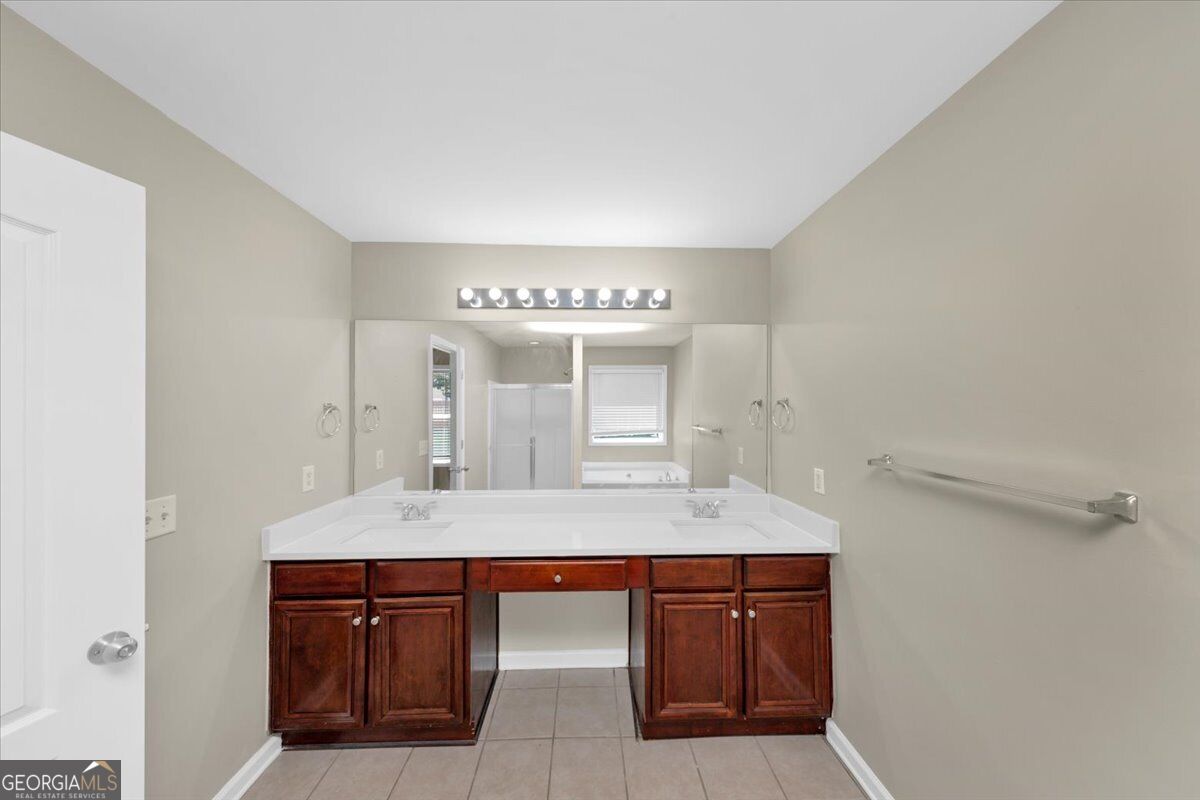 2601 Muskeg Court Sw Property Photo 37