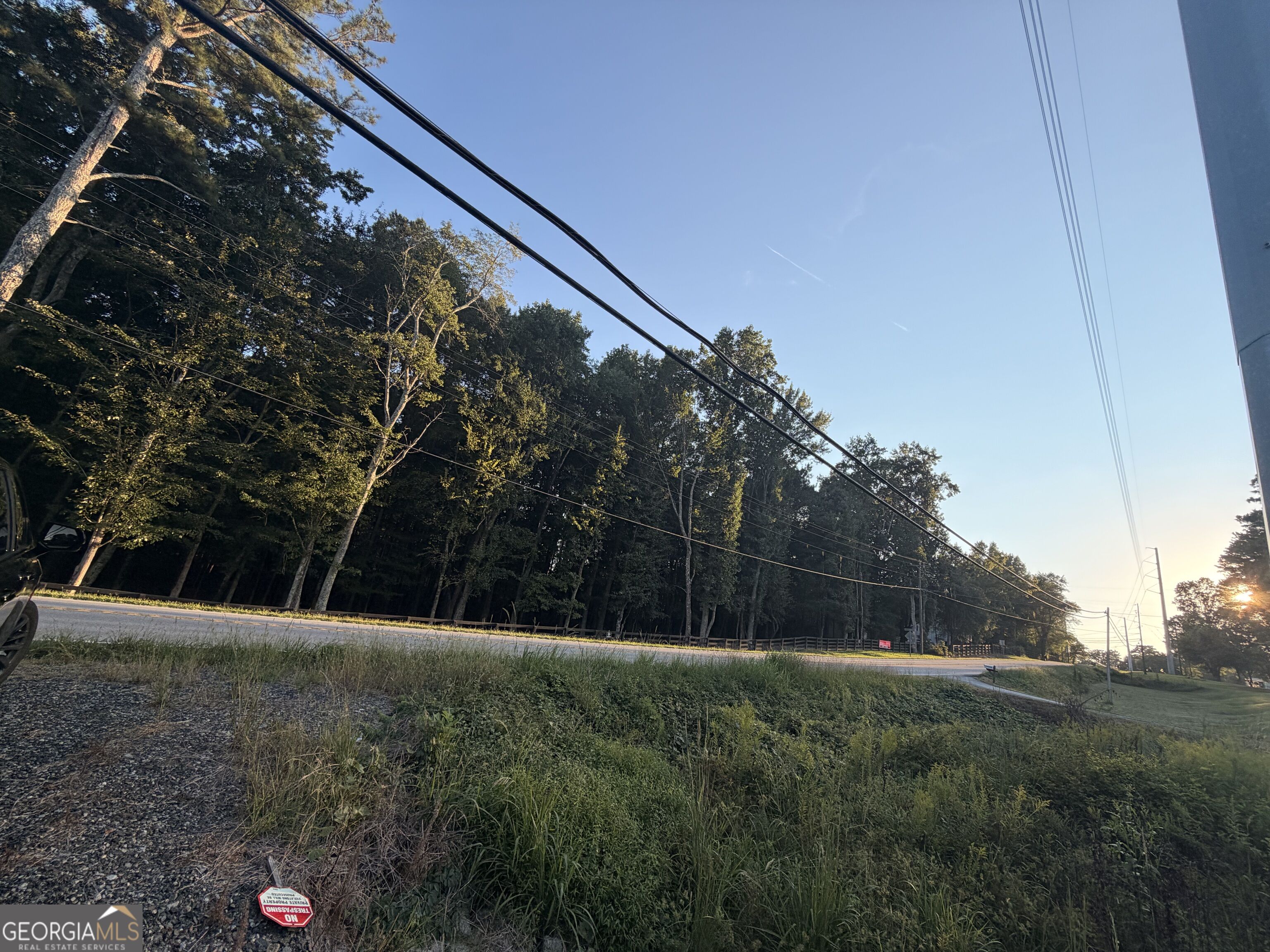 1885 Due West Road Property Photo 1