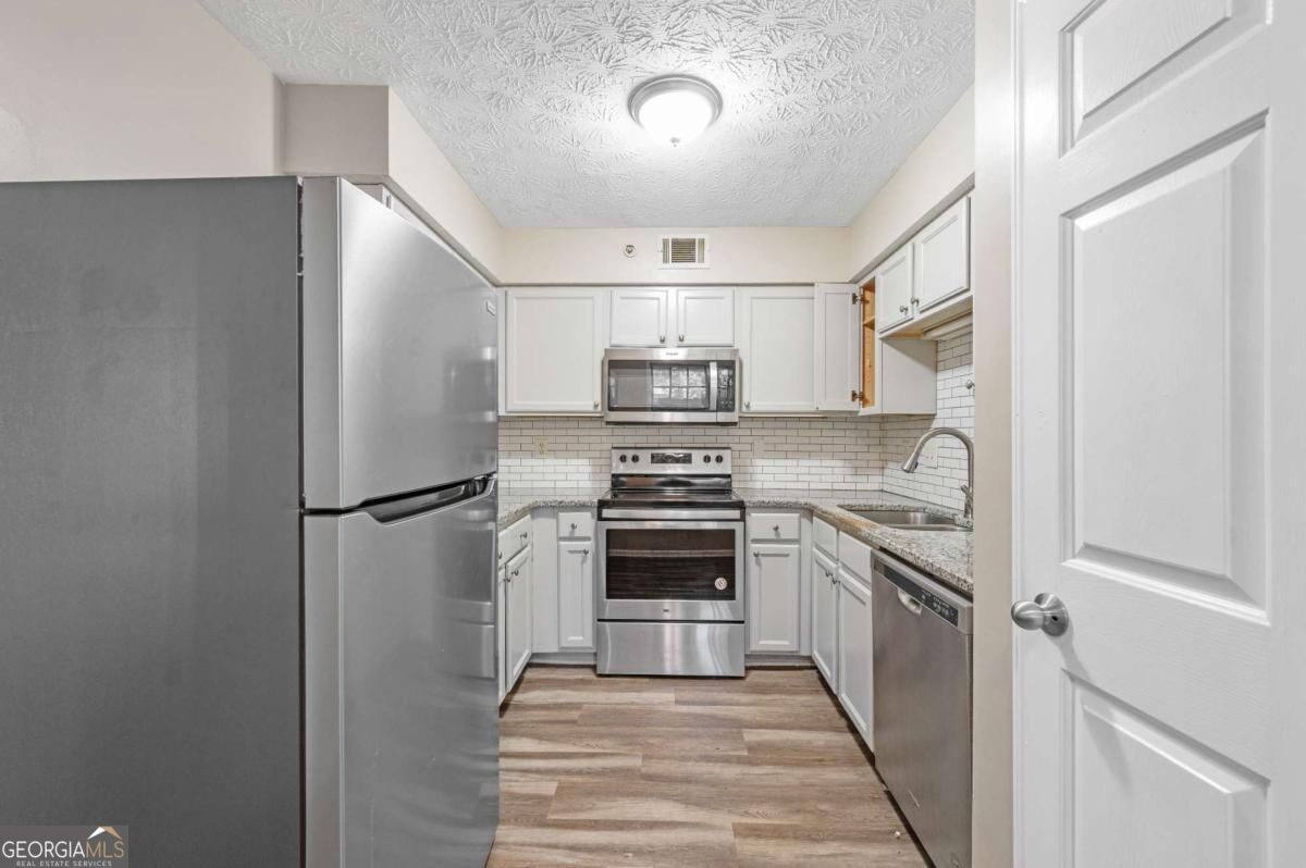 375 Winding River Drive # K Property Photo 8