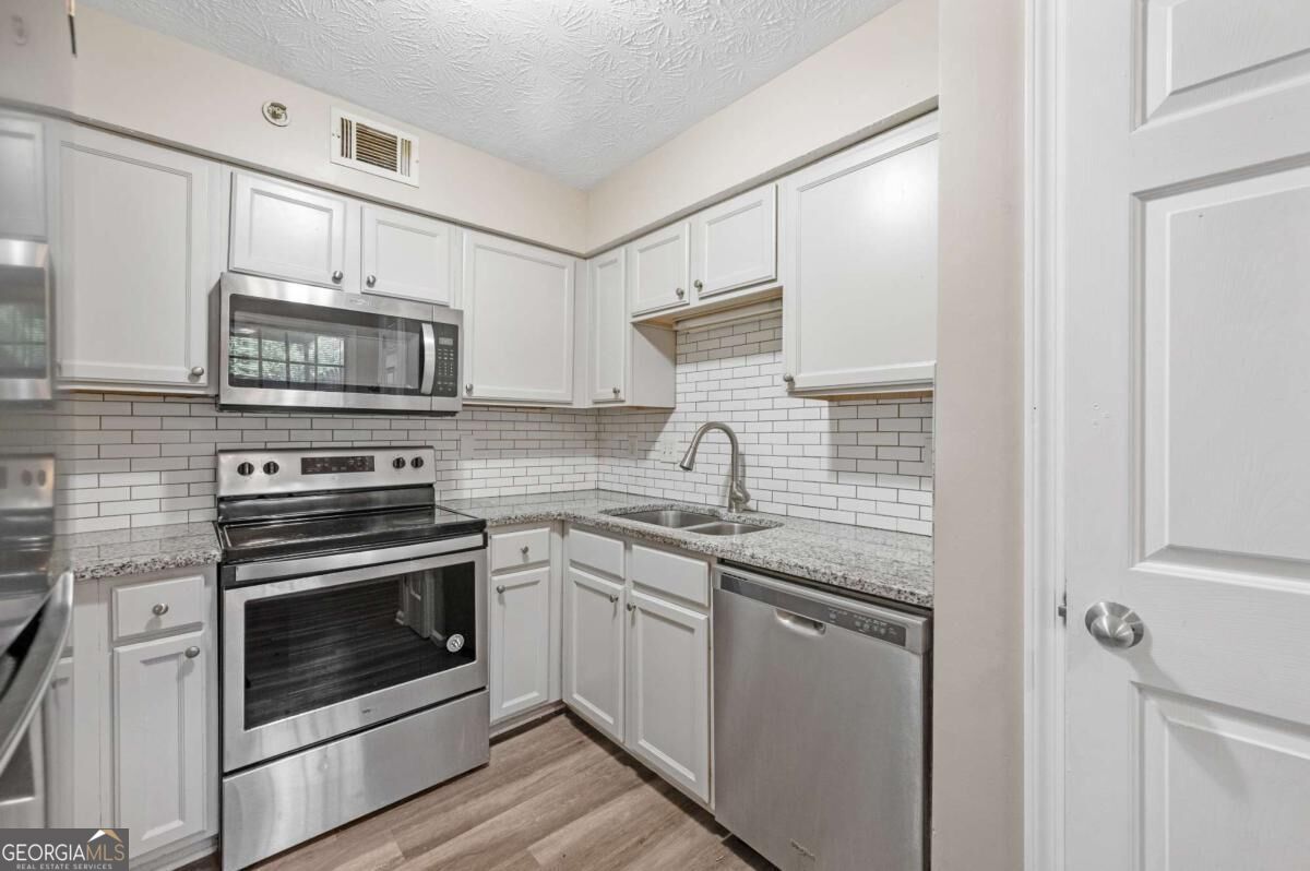 375 Winding River Drive # K Property Photo 9