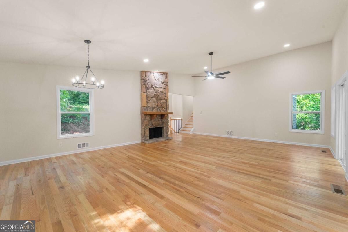 3253 Cedar Bluff Drive Ne Property Photo 15