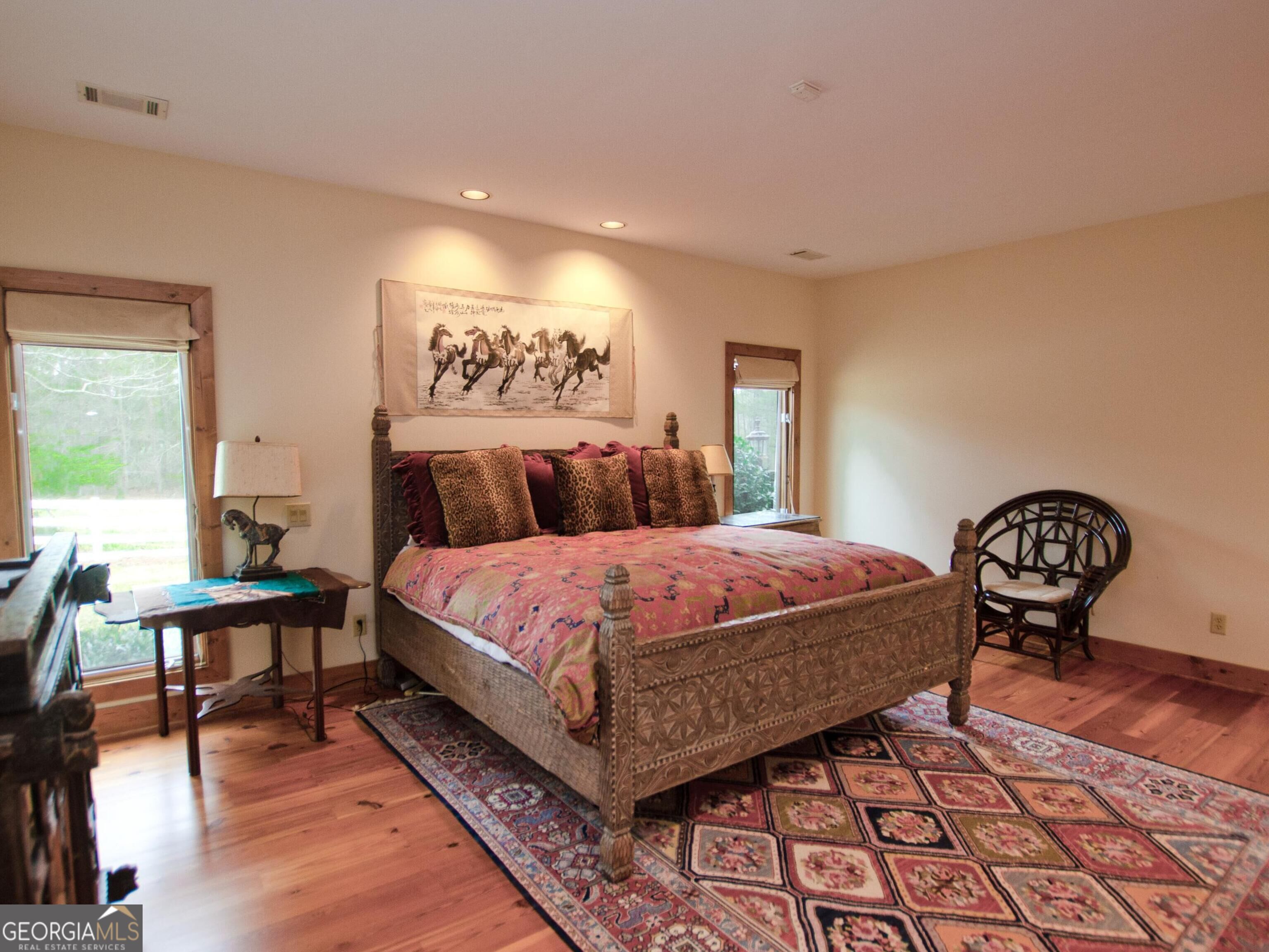 4000 Booth Road Ne Property Photo 18