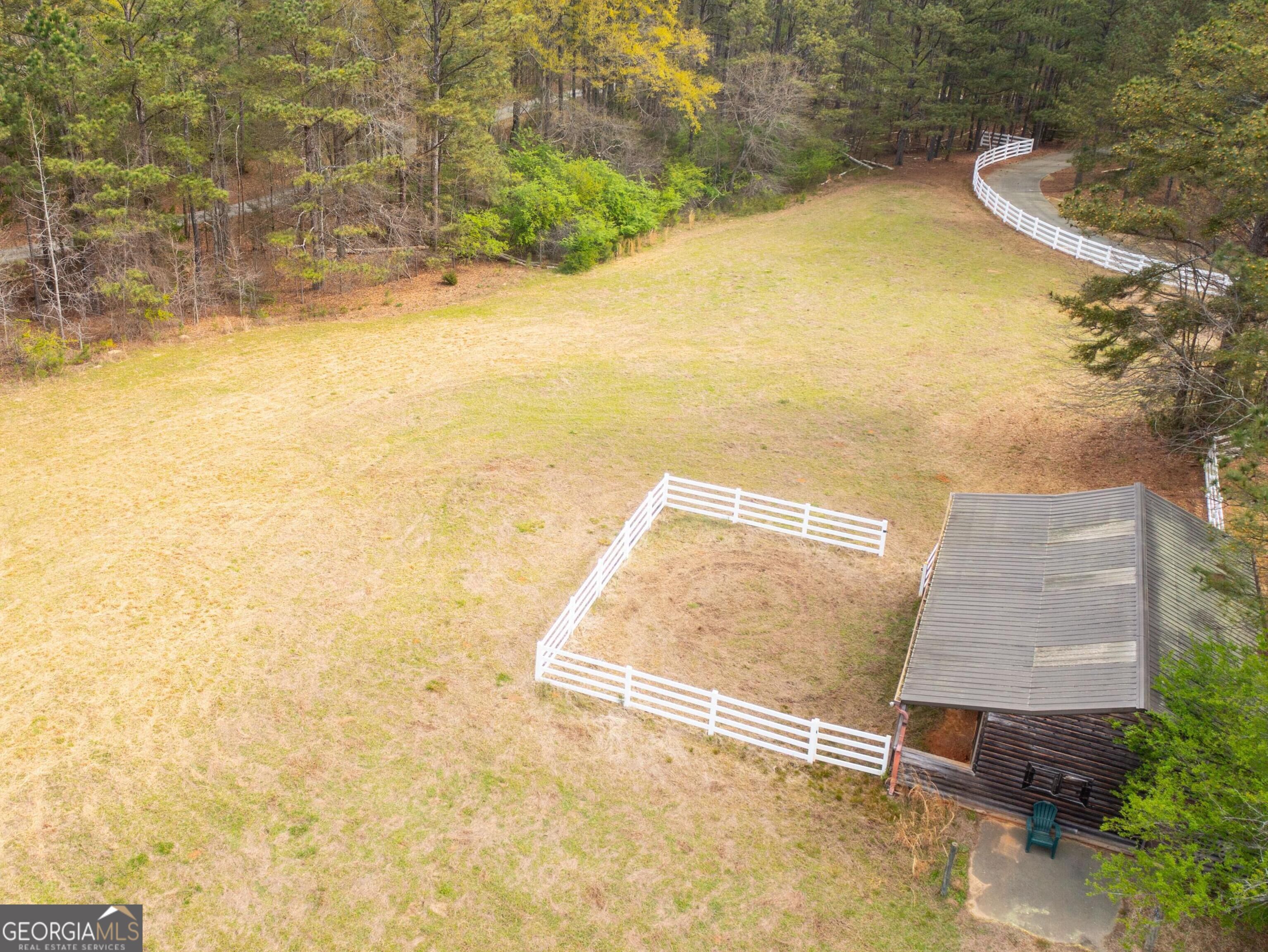 4000 Booth Road Ne Property Photo 35