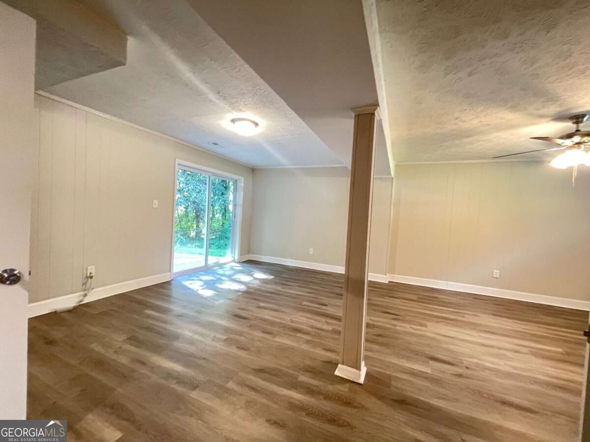 1537 Spruce Ridge Court Property Photo 4