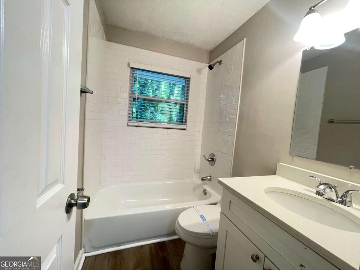 1537 Spruce Ridge Court Property Photo 11