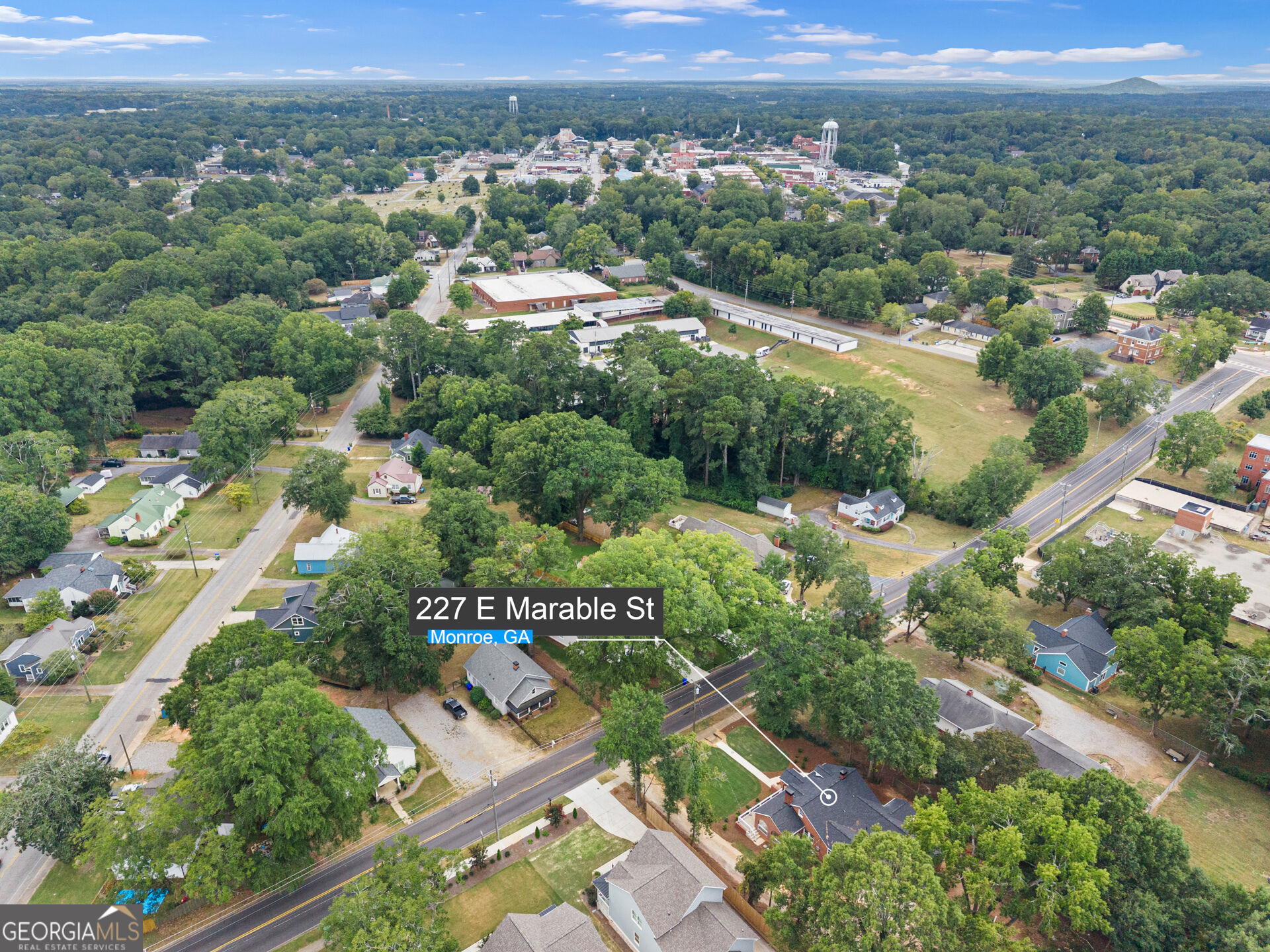 227 E Marable Street Property Photo 2