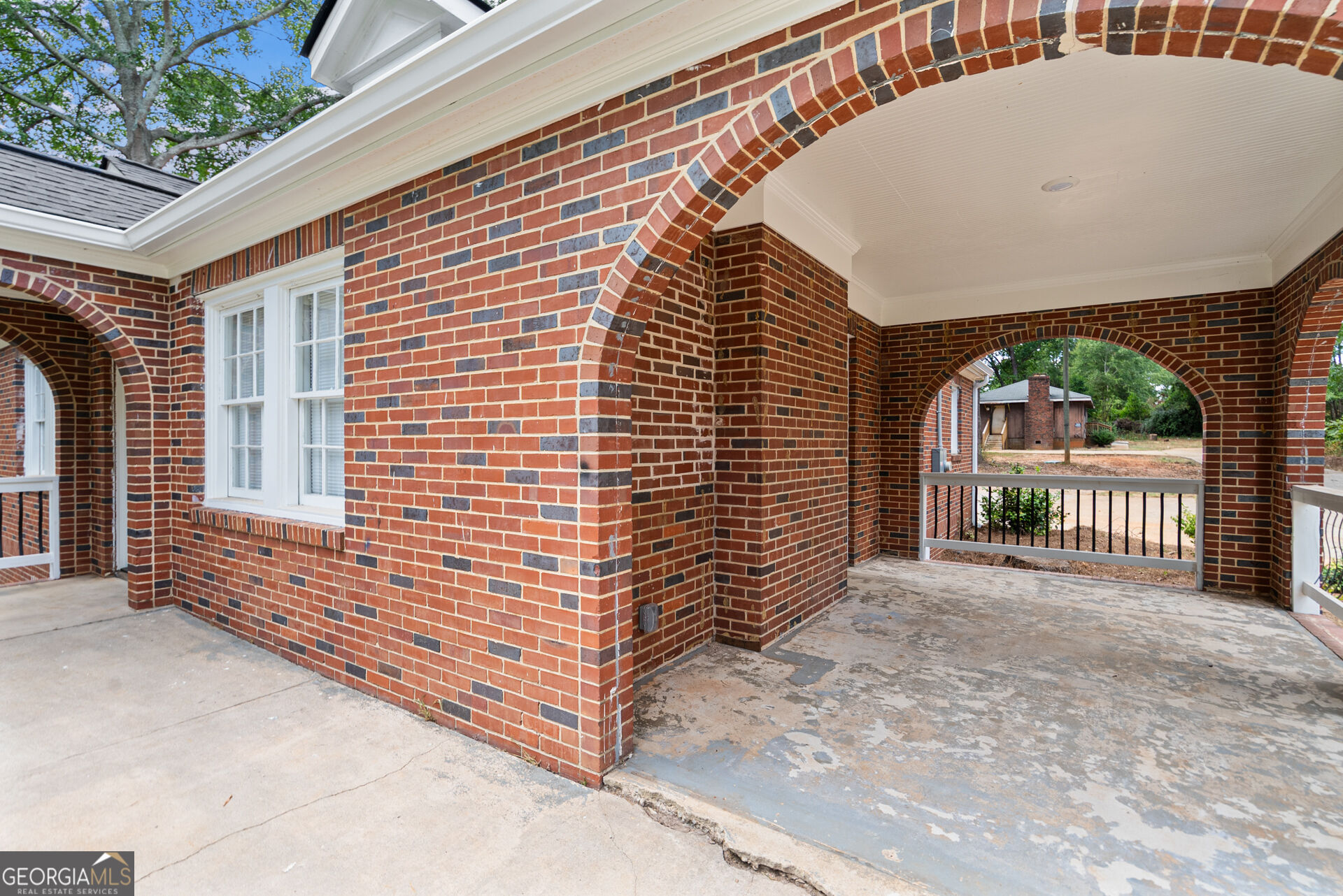 227 E Marable Street Property Photo 6
