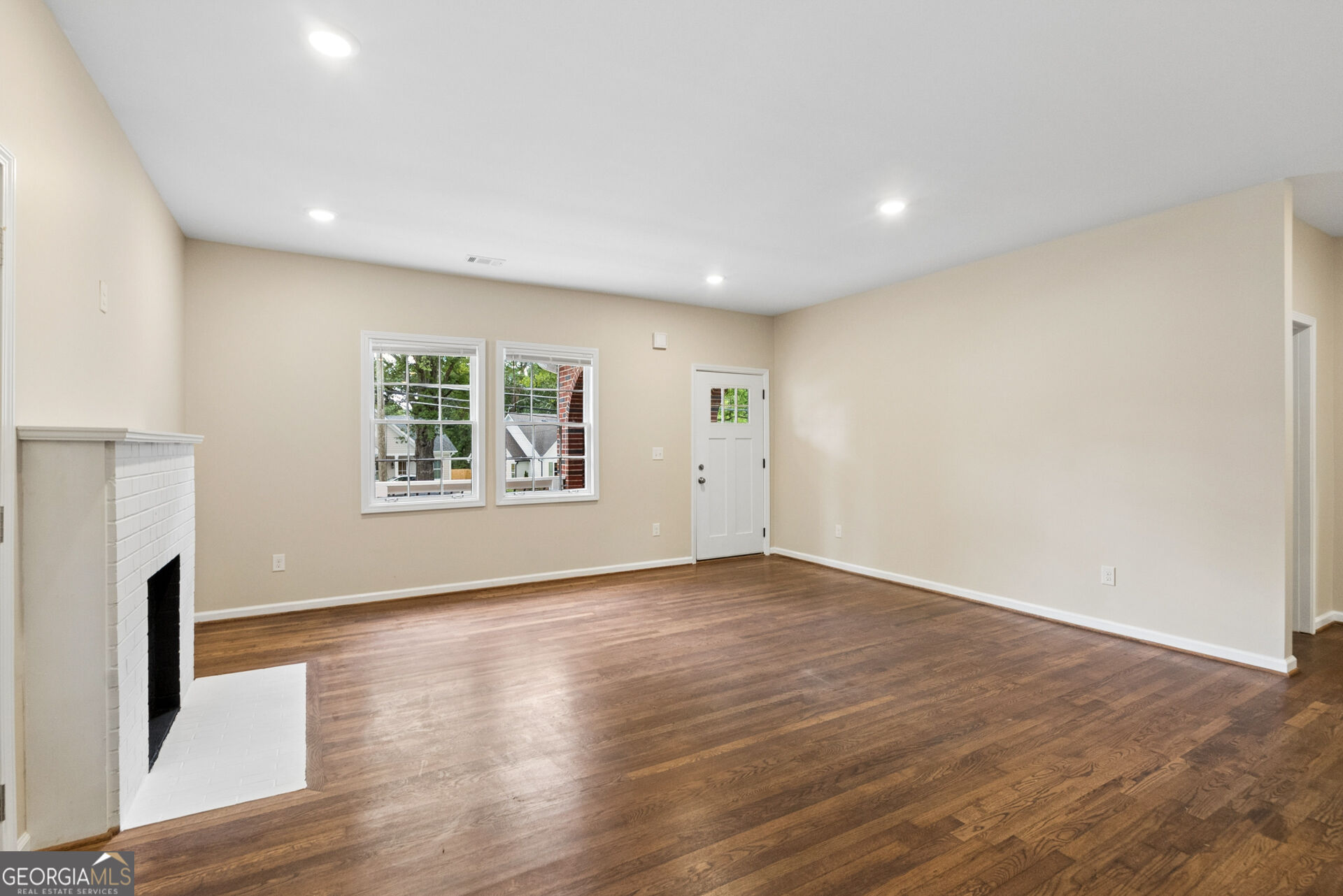 227 E Marable Street Property Photo 10