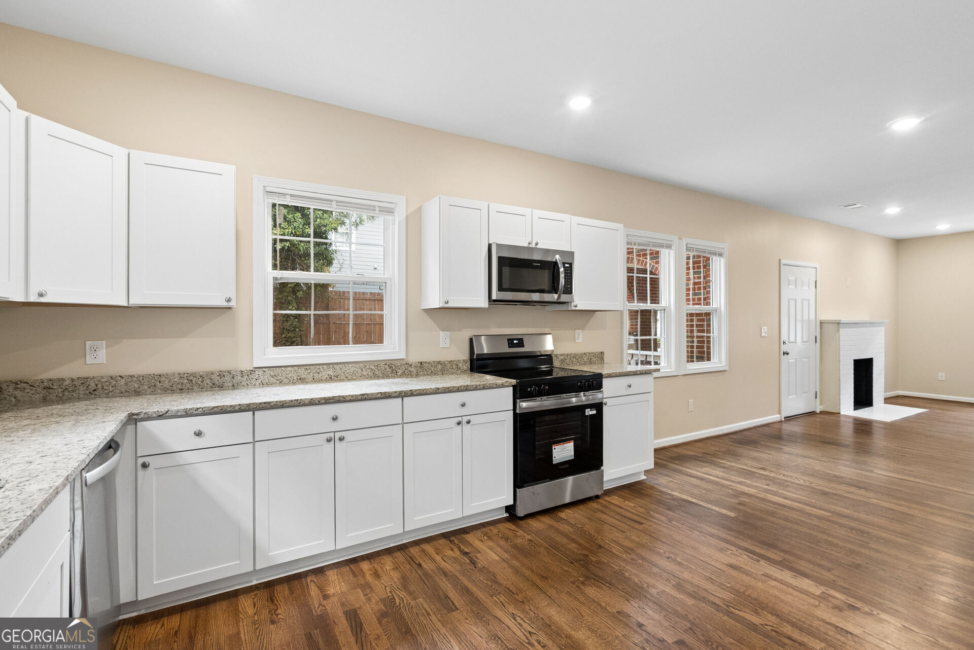 227 E Marable Street Property Photo 15