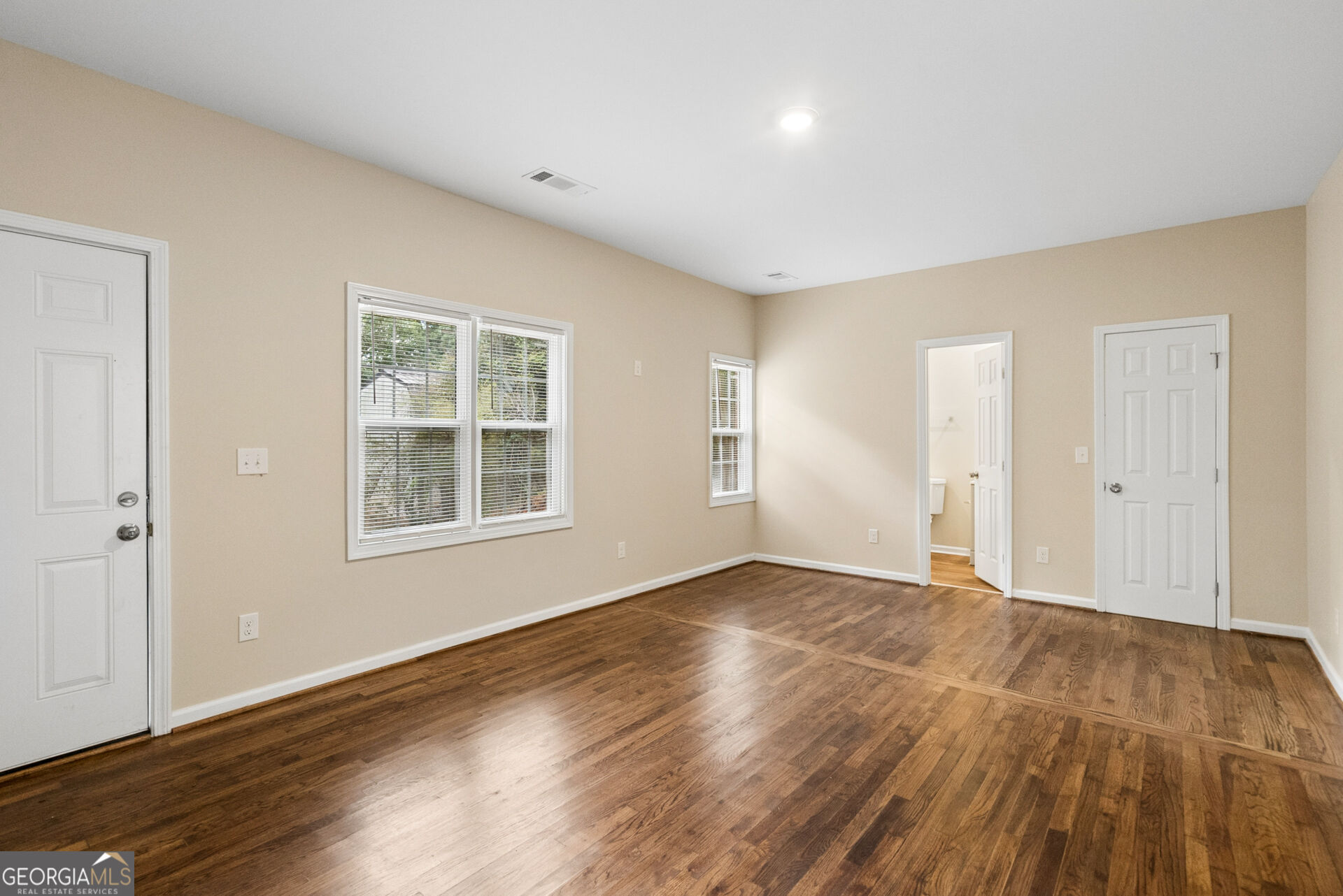 227 E Marable Street Property Photo 29