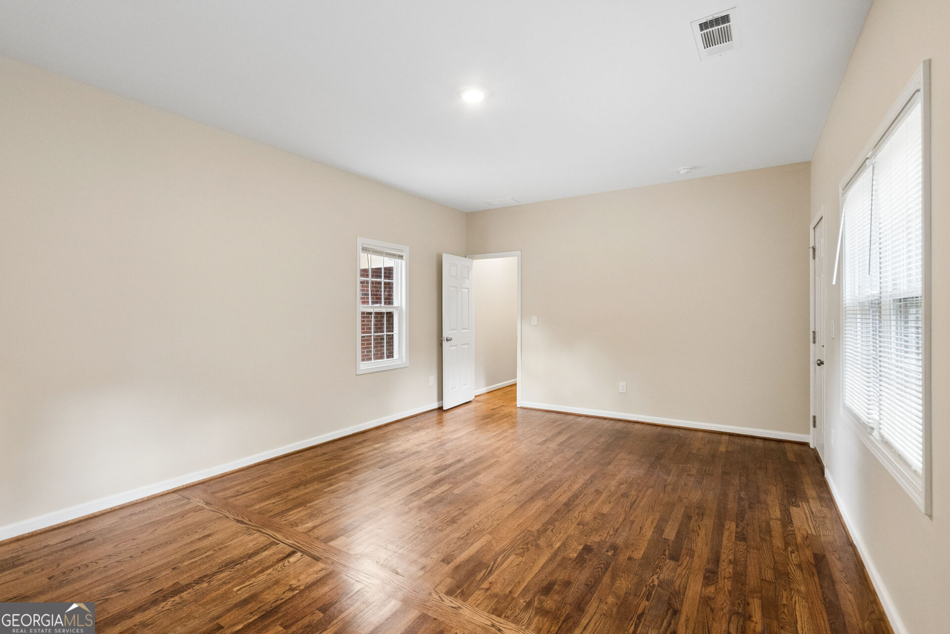 227 E Marable Street Property Photo 30