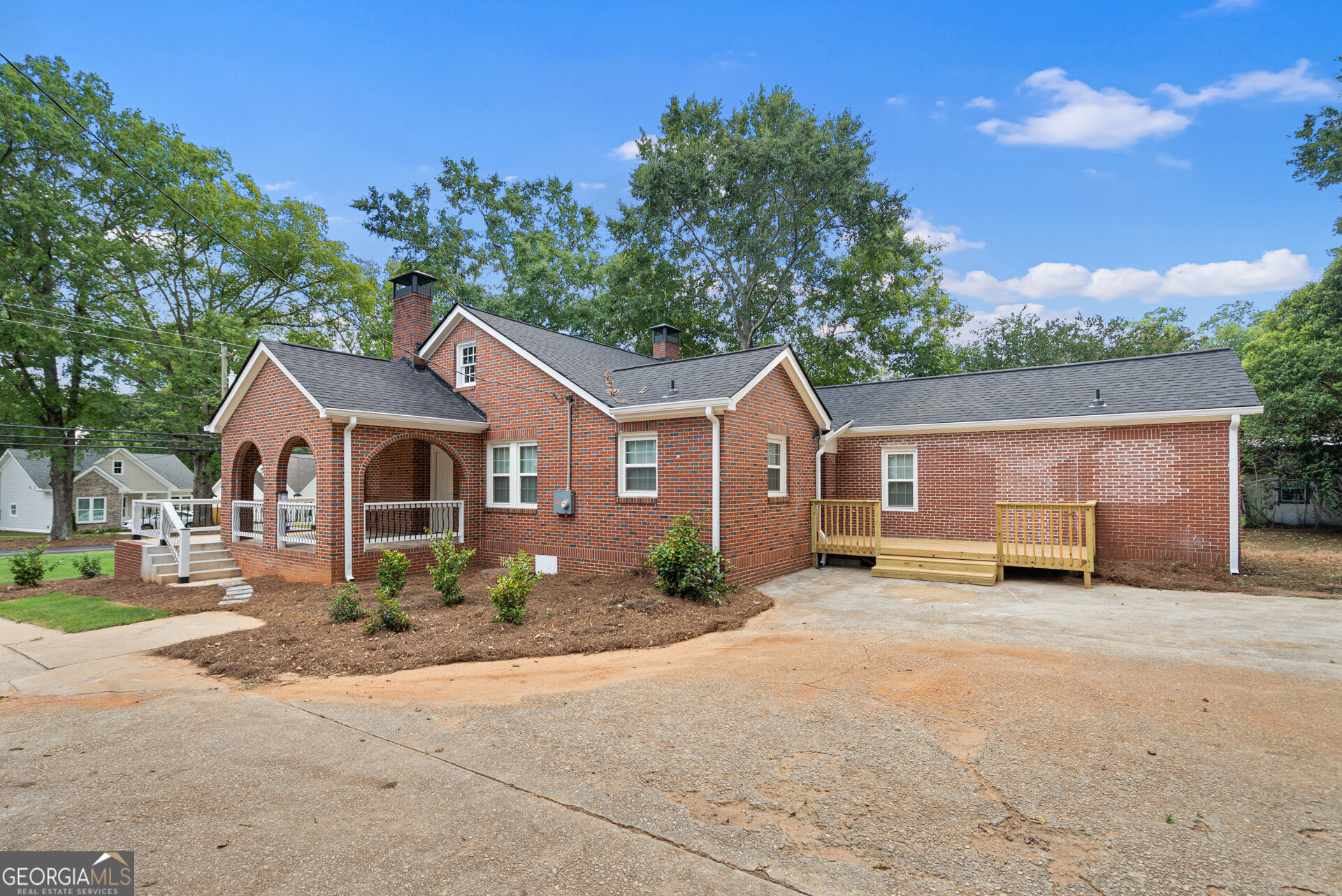 227 E Marable Street Property Photo 35