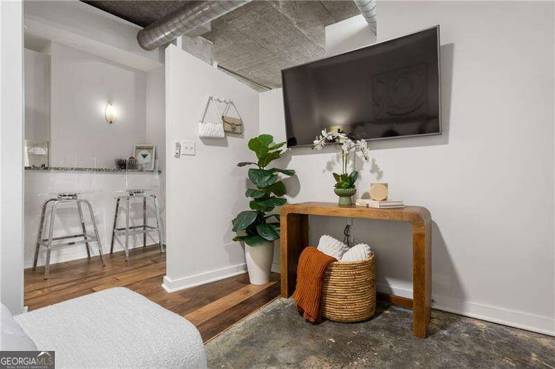 923 Peachtree Street Ne # 1221 Property Photo 22