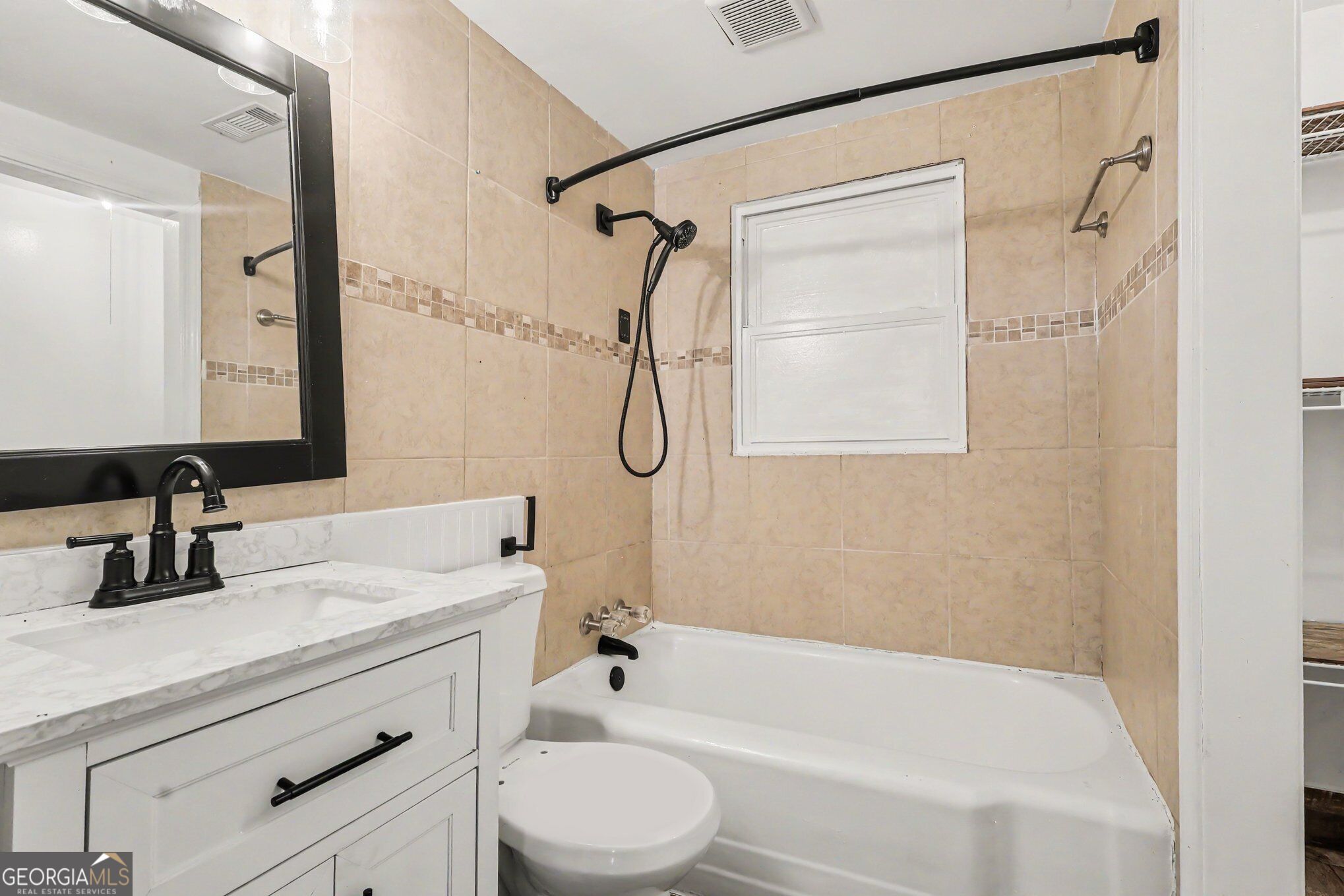 3898 Panthersville Road Property Photo 6