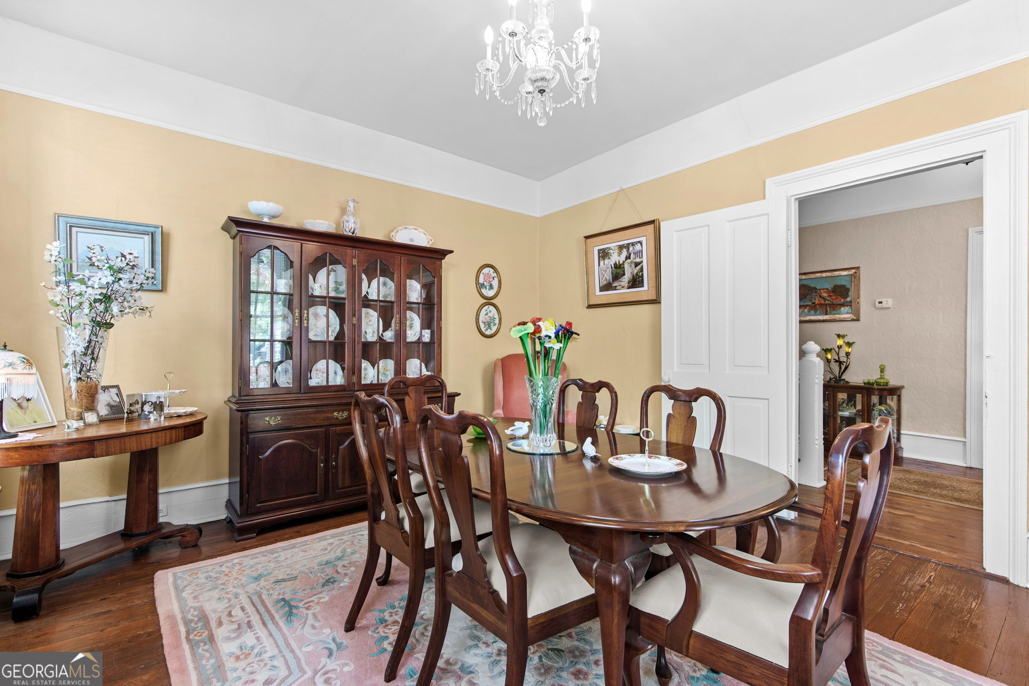 56 West Washington Street Property Photo 11