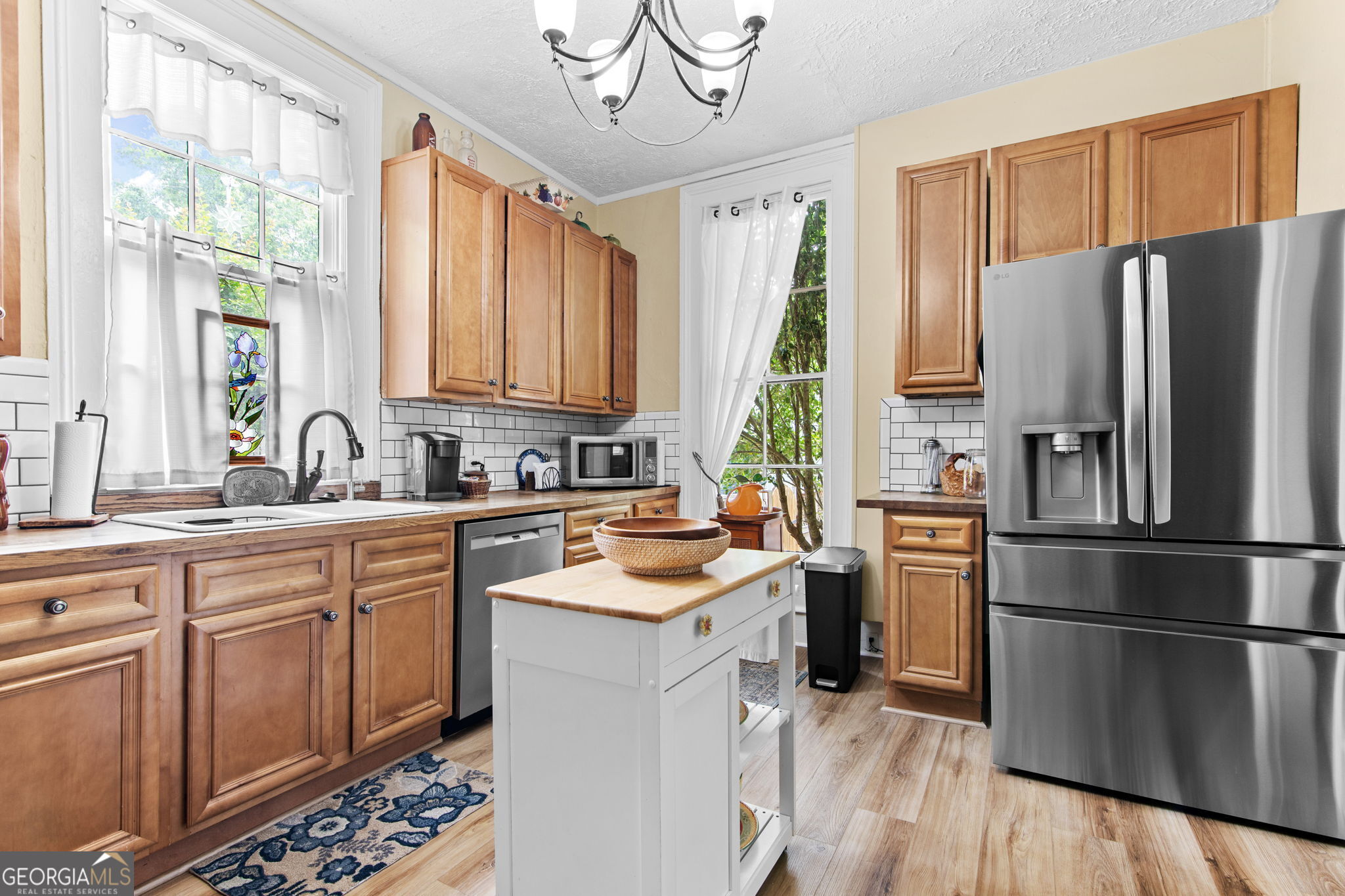 56 West Washington Street Property Photo 14